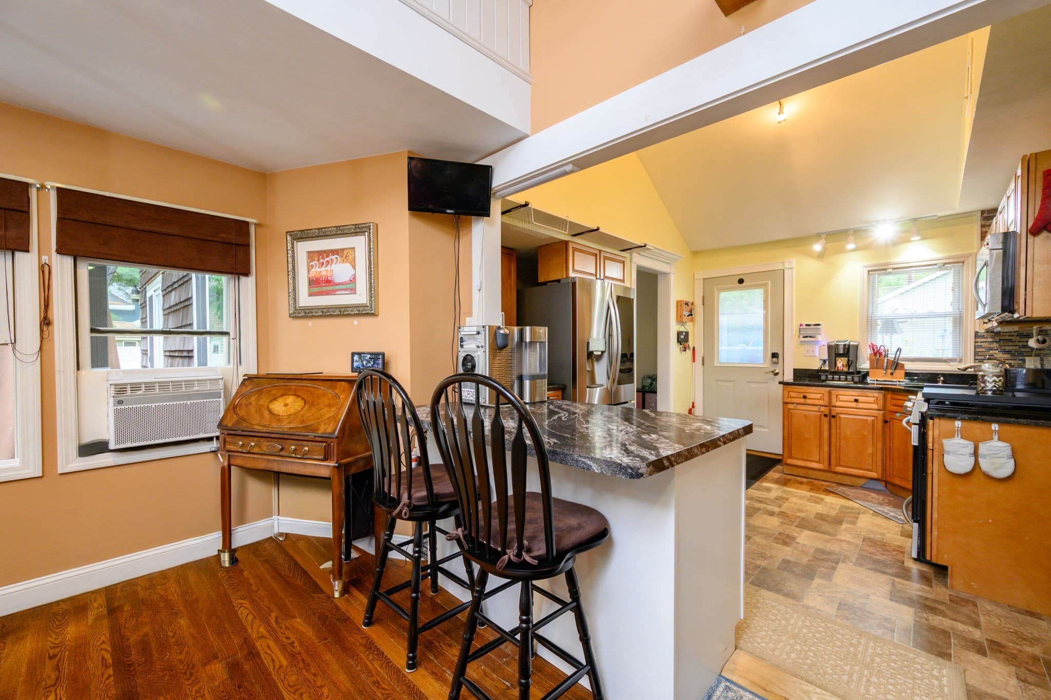 Single Family Residence at 43 Furnace Ln, Pembroke MA 02359, Pembroke, photo 9 of 34
