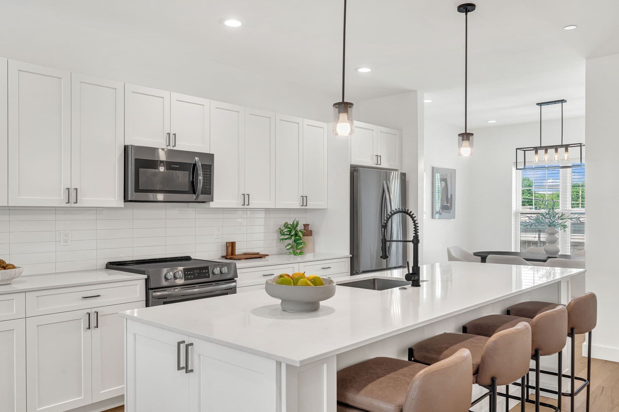 Condominium at 635 Main Street # 4, Wilmington MA 01887, Wilmington, photo 2 of 41