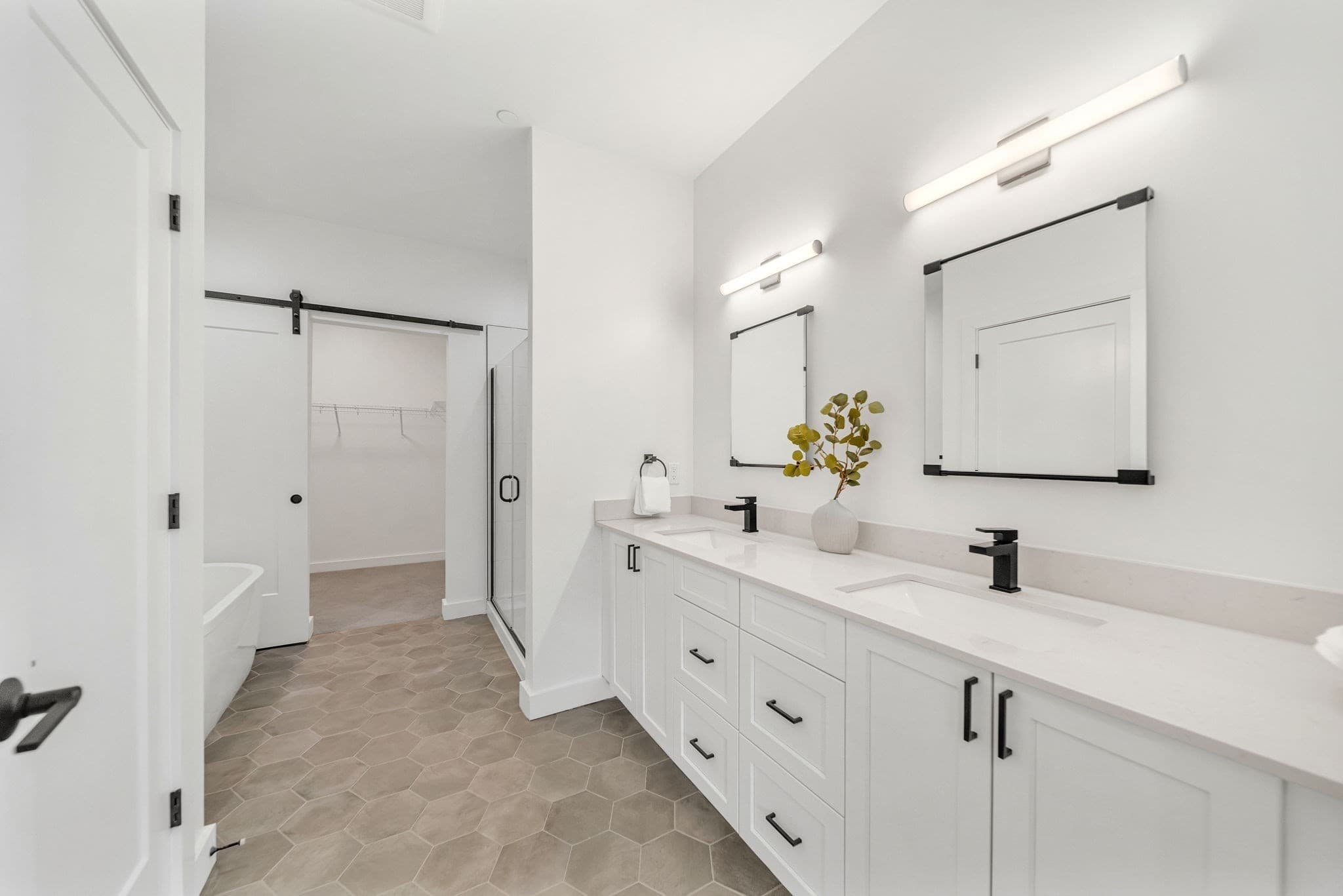 Condominium at 635 Main Street # 4, Wilmington MA 01887, Wilmington, photo 19 of 41