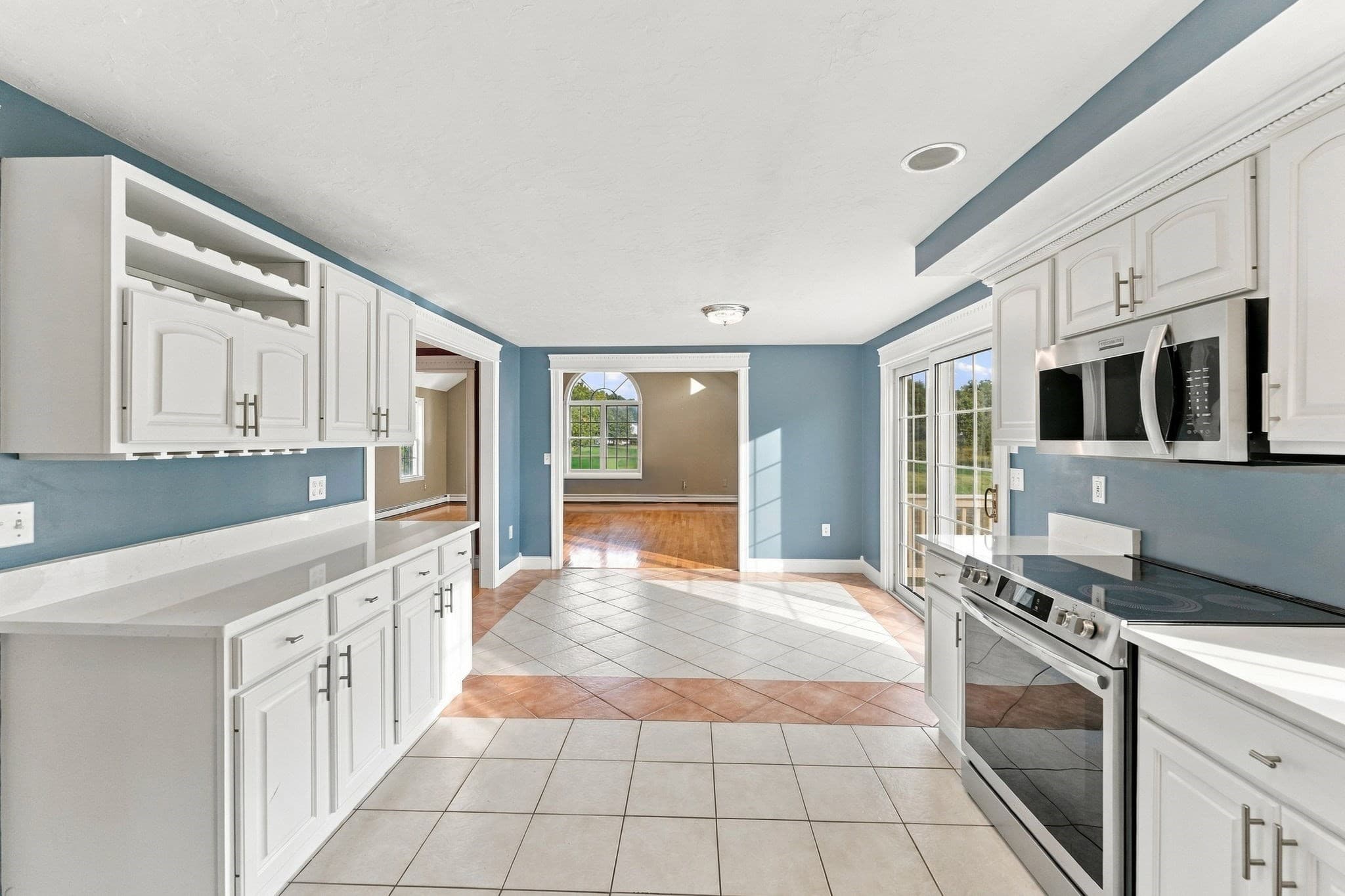 Single Family Residence at 27 Charles Ave, Uxbridge MA 01569, Uxbridge, photo 9 of 42