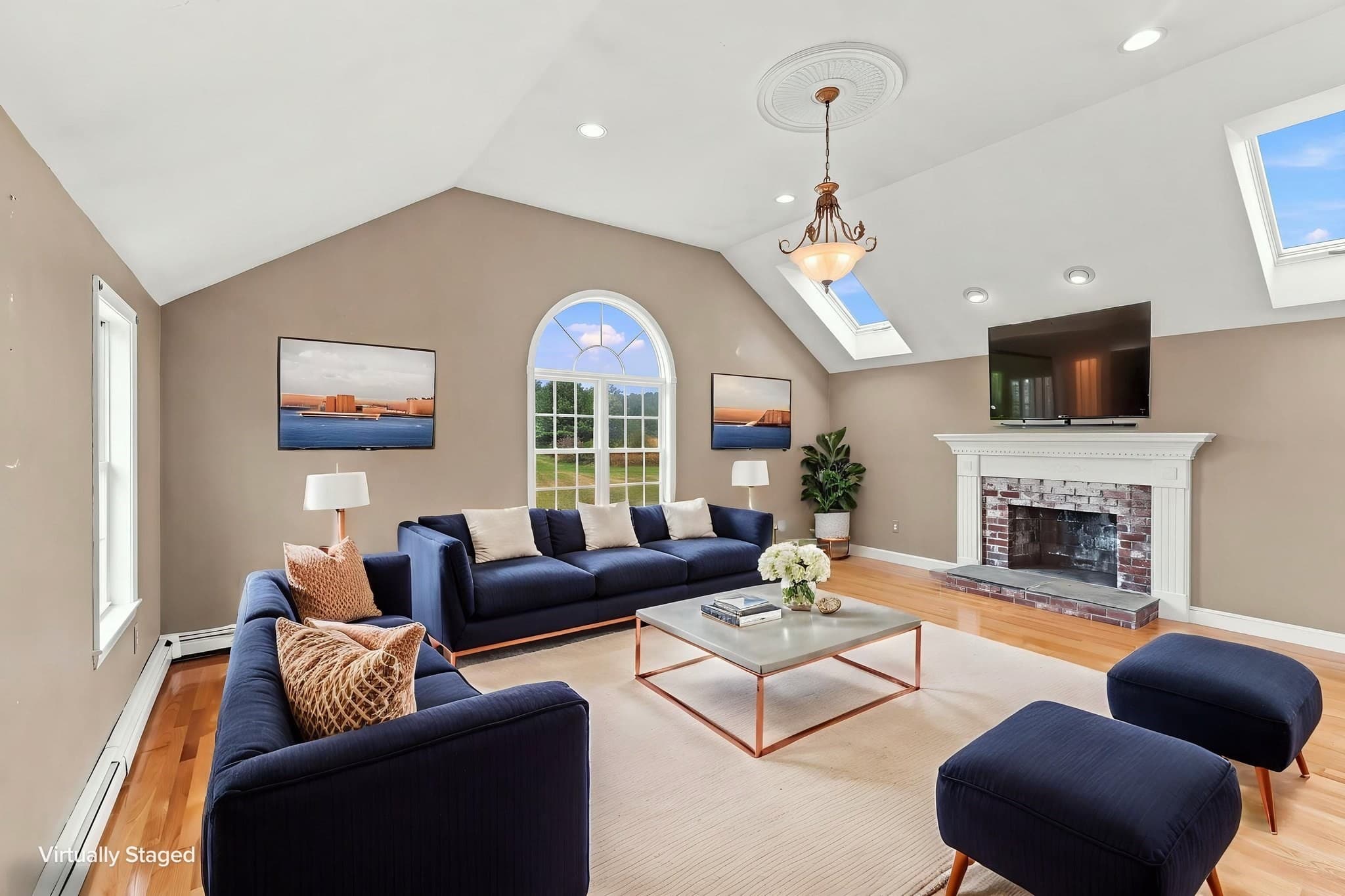 Single Family Residence at 27 Charles Ave, Uxbridge MA 01569, Uxbridge, photo 10 of 42