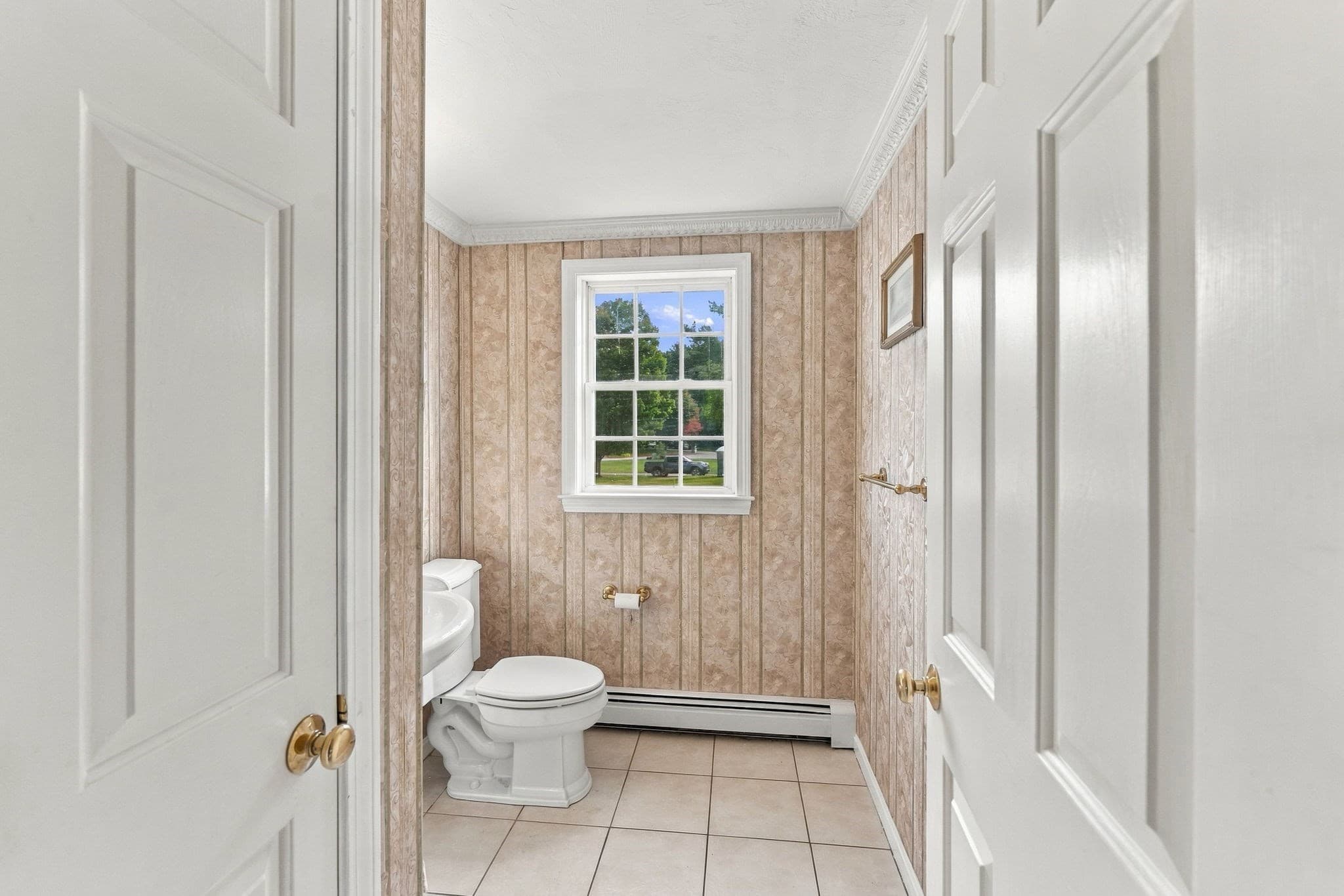 Single Family Residence at 27 Charles Ave, Uxbridge MA 01569, Uxbridge, photo 19 of 42