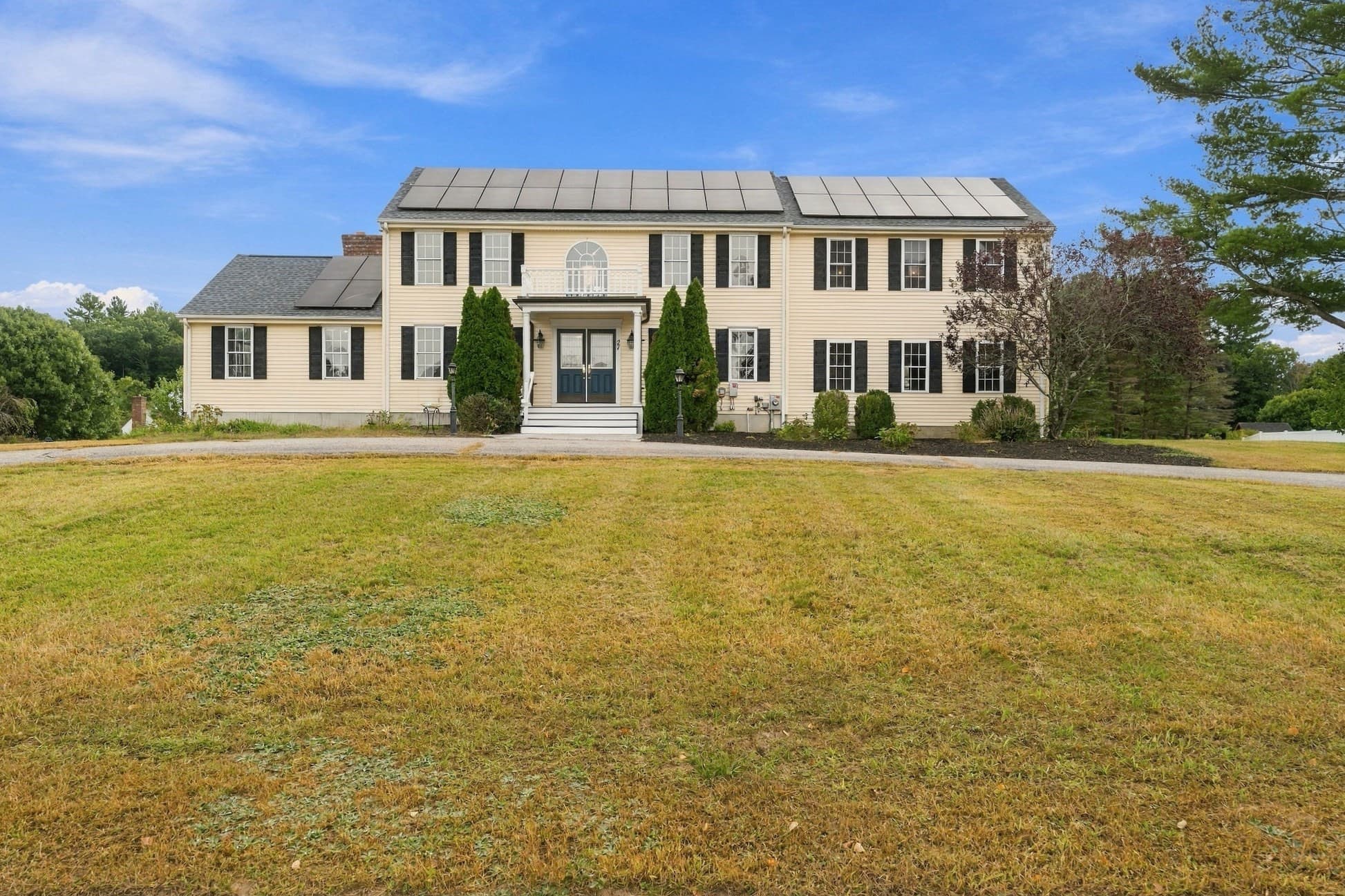 Single Family Residence at 27 Charles Ave, Uxbridge MA 01569, Uxbridge, photo 4 of 42