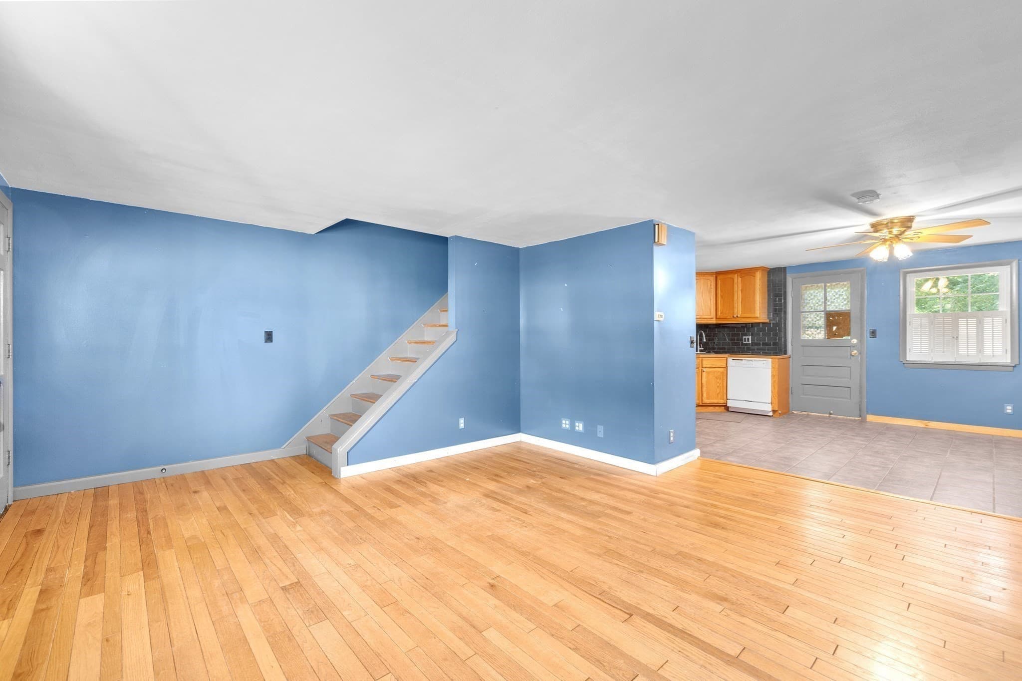 Condominium at 76 Jefferson St # 76, North Andover MA 01845, North Andover, photo 3 of 28