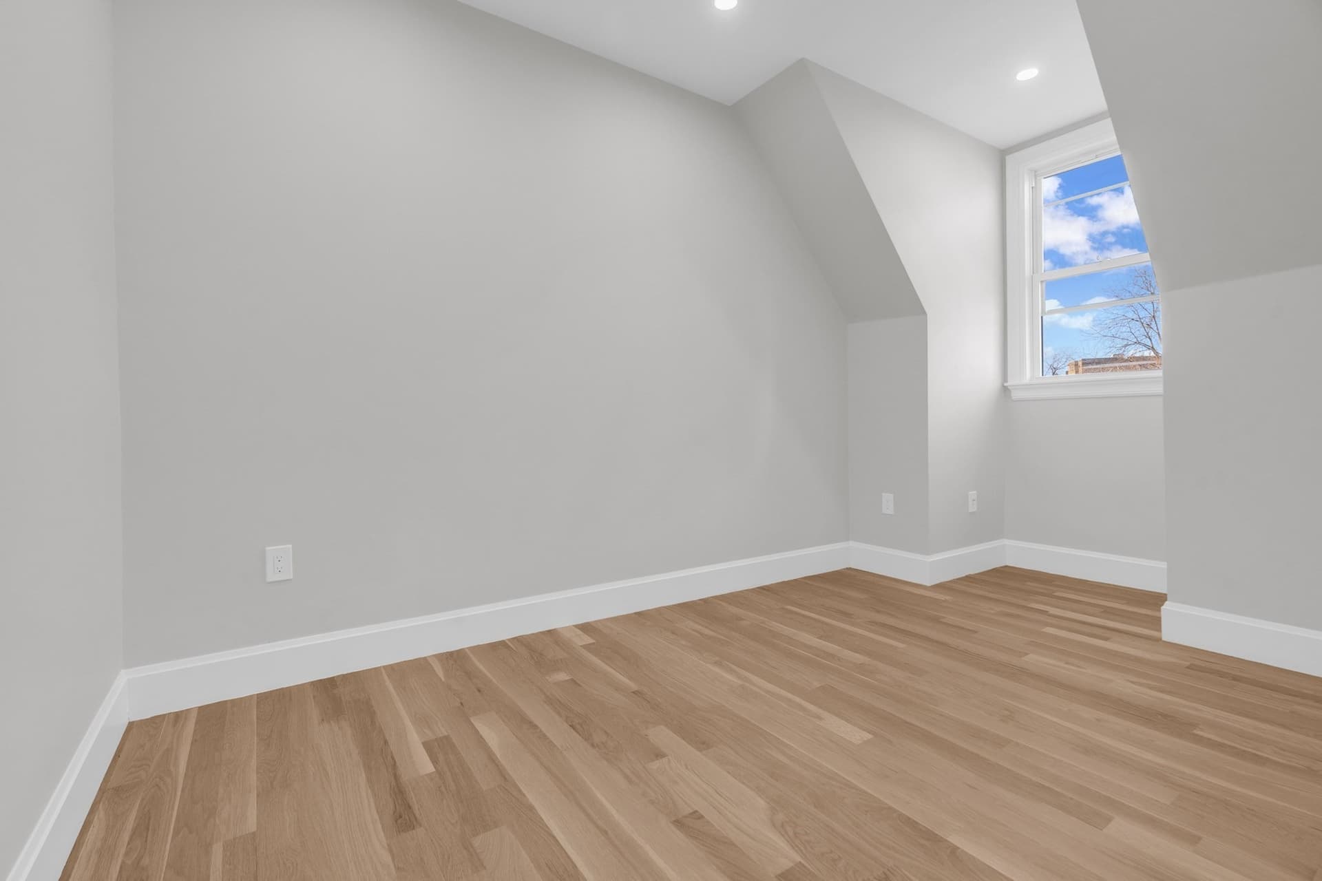 Apartment at 1396 Beacon Street # 5, Brookline MA 02446, photo 7 of 11
