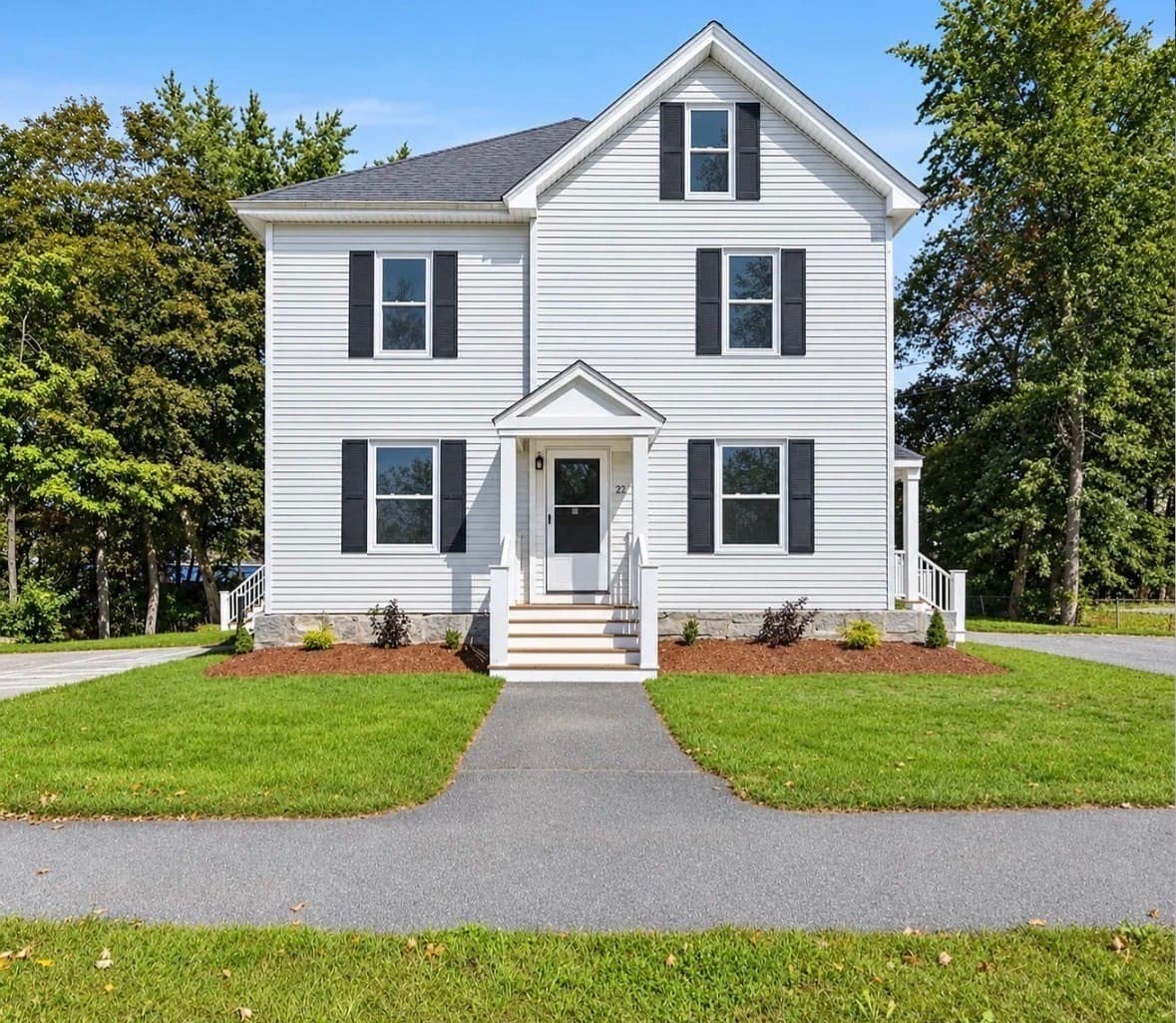 22 Goldsmith Street, Littleton MA 01460