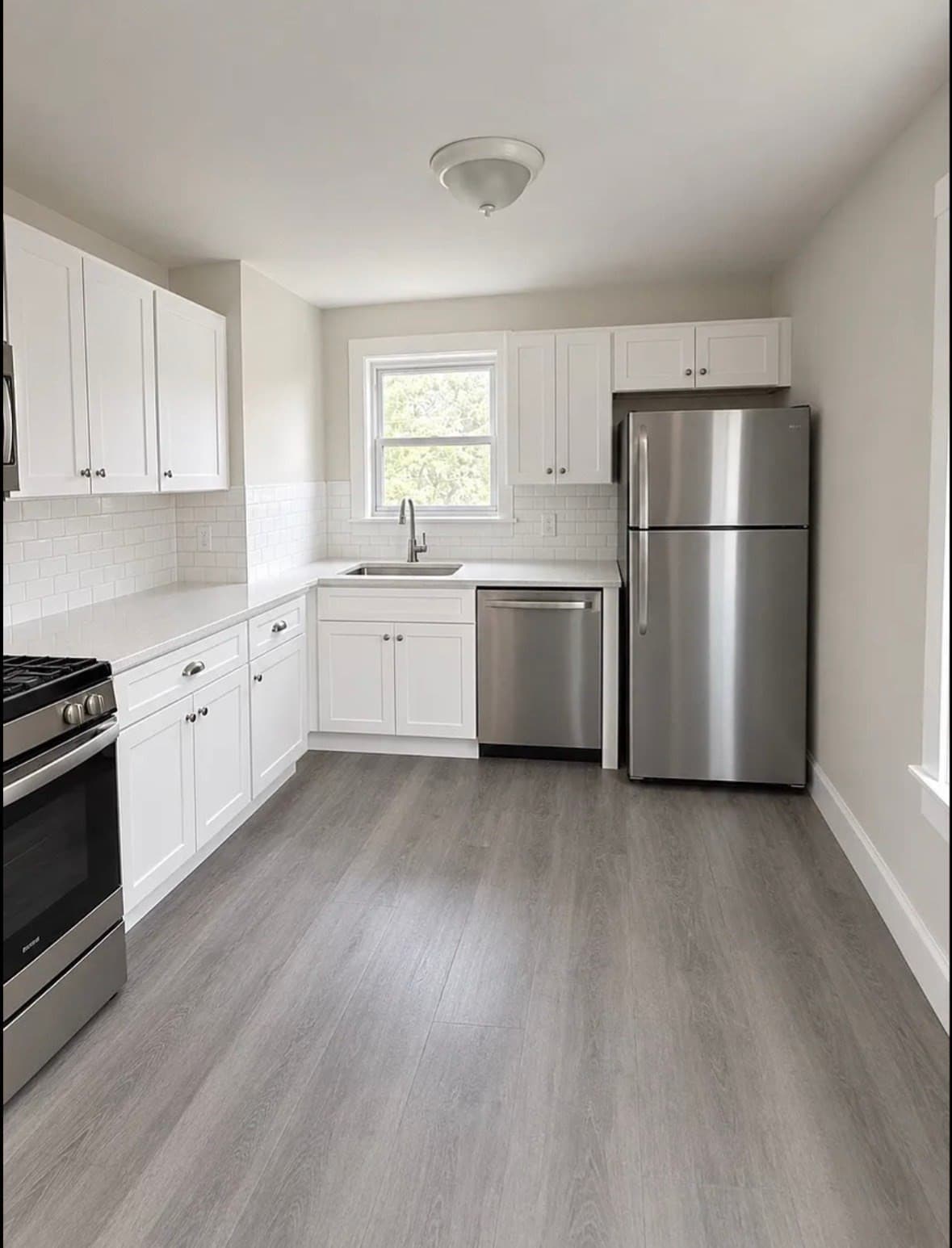 4 Family at 22 Goldsmith Street, Littleton MA 01460, Littleton, photo 9 of 23