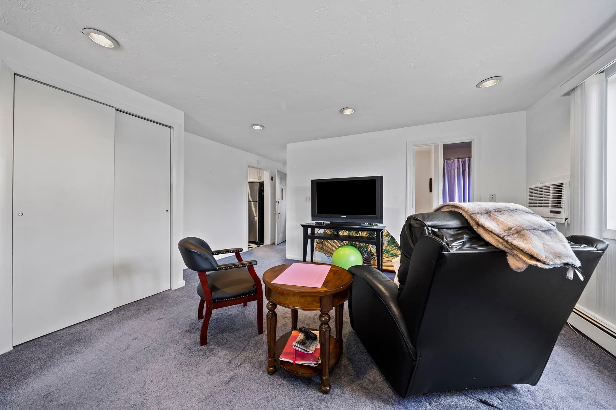 Single Family Residence at 19 William Road, Holbrook MA 02343, Holbrook, photo 12 of 41