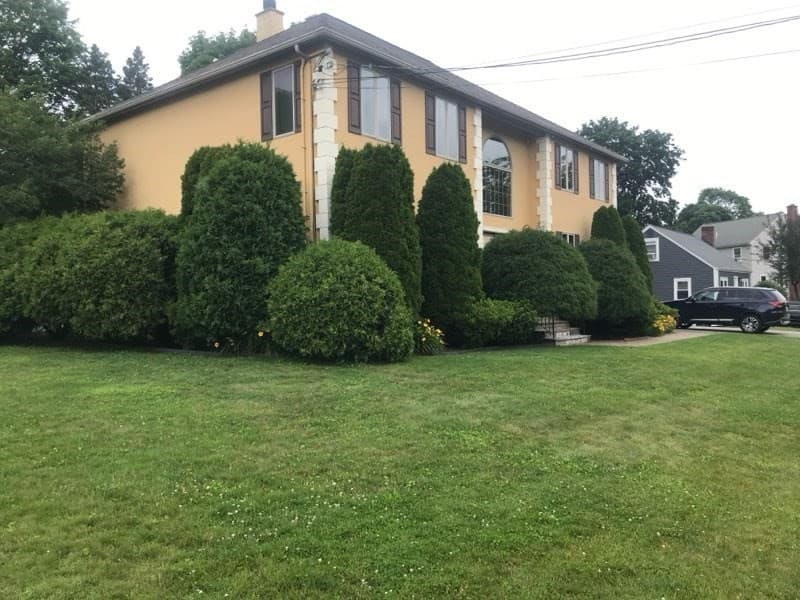 Single Family Residence at 9 Myopia Rd, Stoneham MA 02180, Stoneham, photo 2 of 39