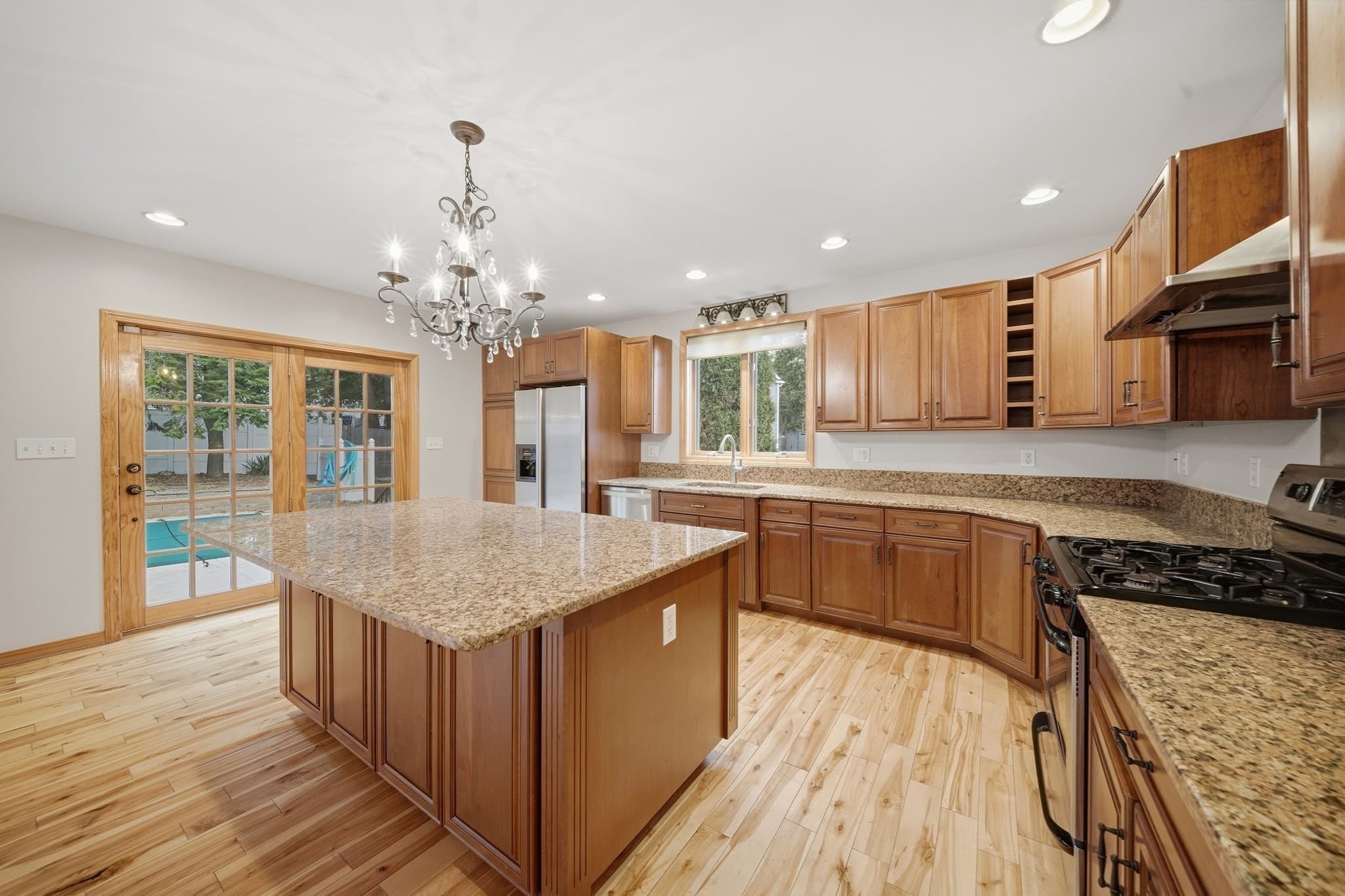 Single Family Residence at 9 Myopia Rd, Stoneham MA 02180, Stoneham, photo 12 of 39