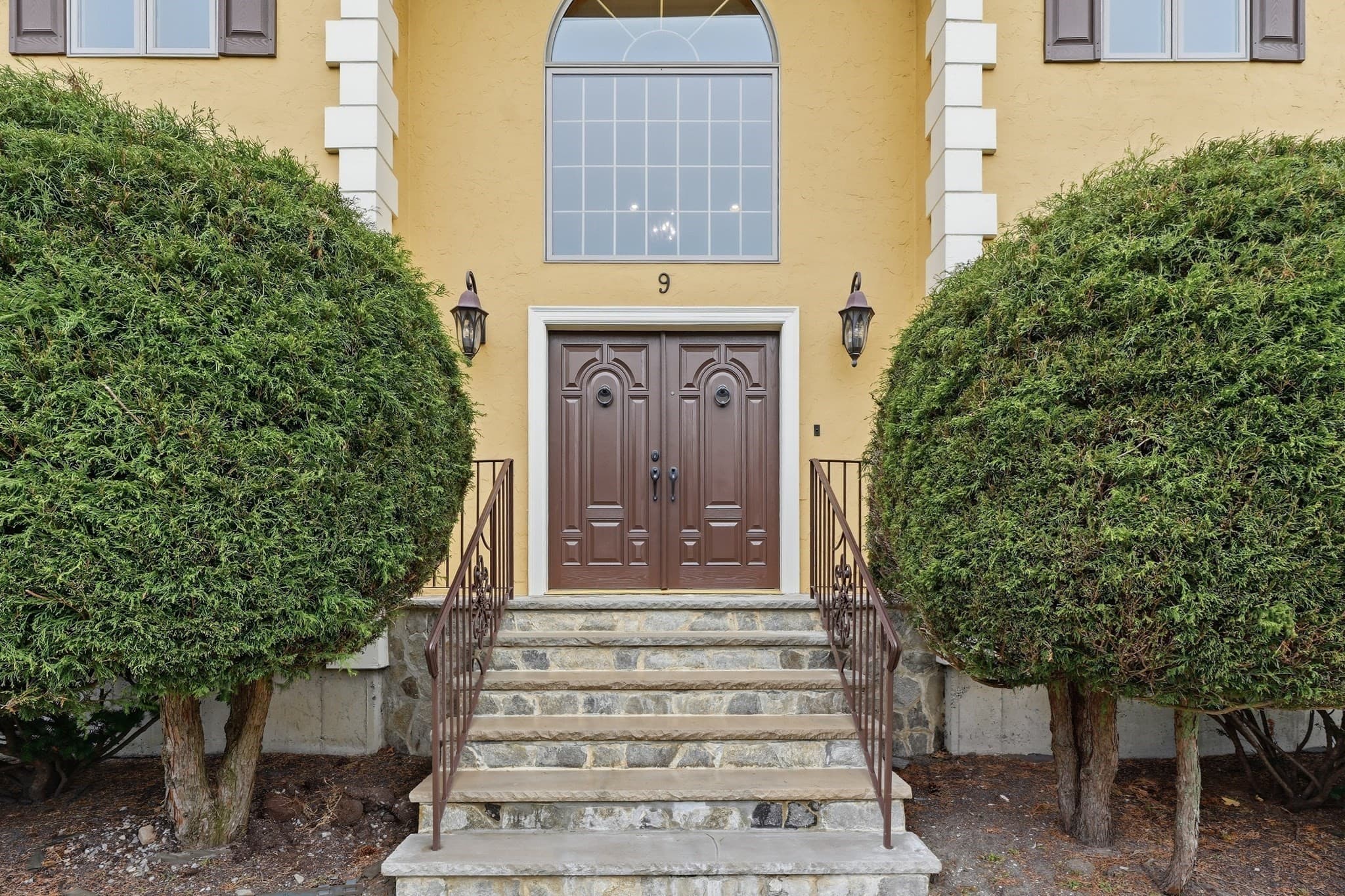Single Family Residence at 9 Myopia Rd, Stoneham MA 02180, Stoneham, photo 5 of 39