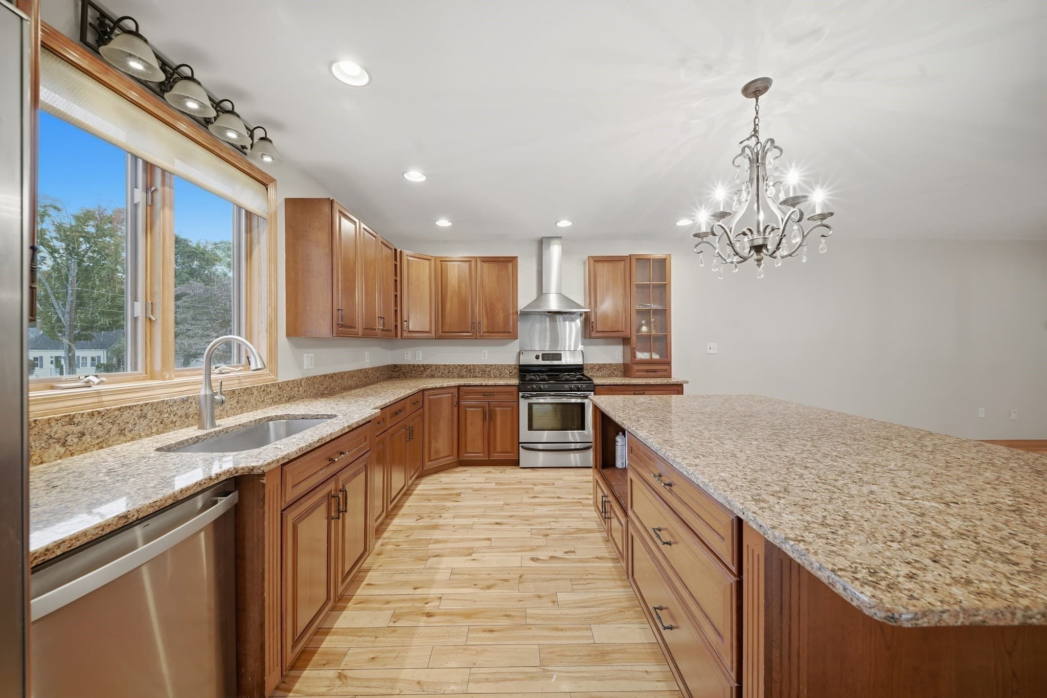 Single Family Residence at 9 Myopia Rd, Stoneham MA 02180, Stoneham, photo 11 of 39