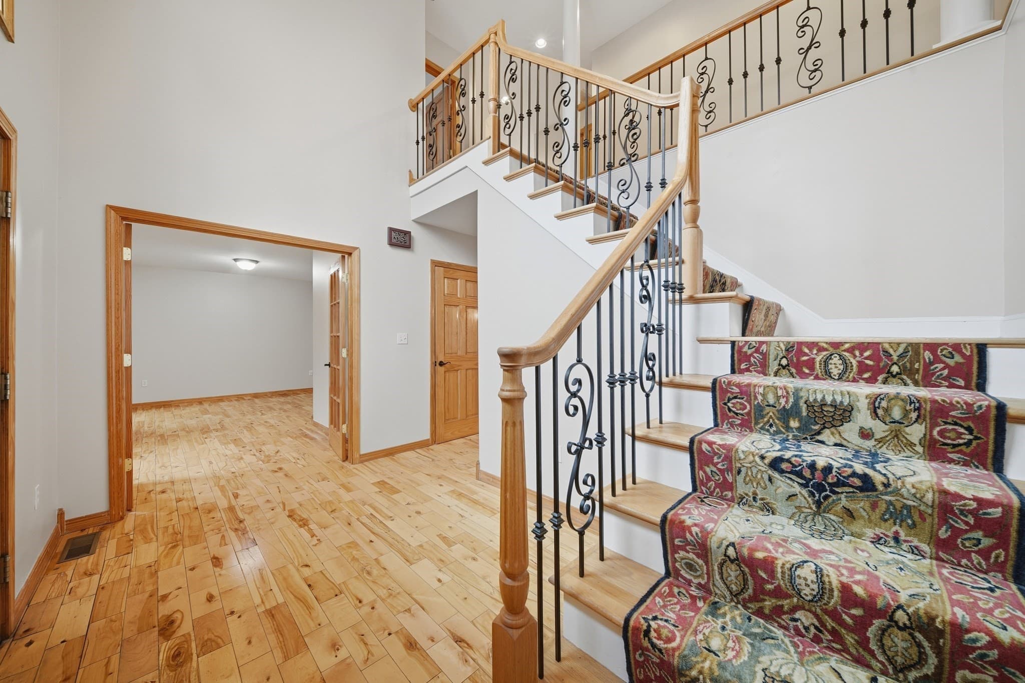 Single Family Residence at 9 Myopia Rd, Stoneham MA 02180, Stoneham, photo 8 of 39