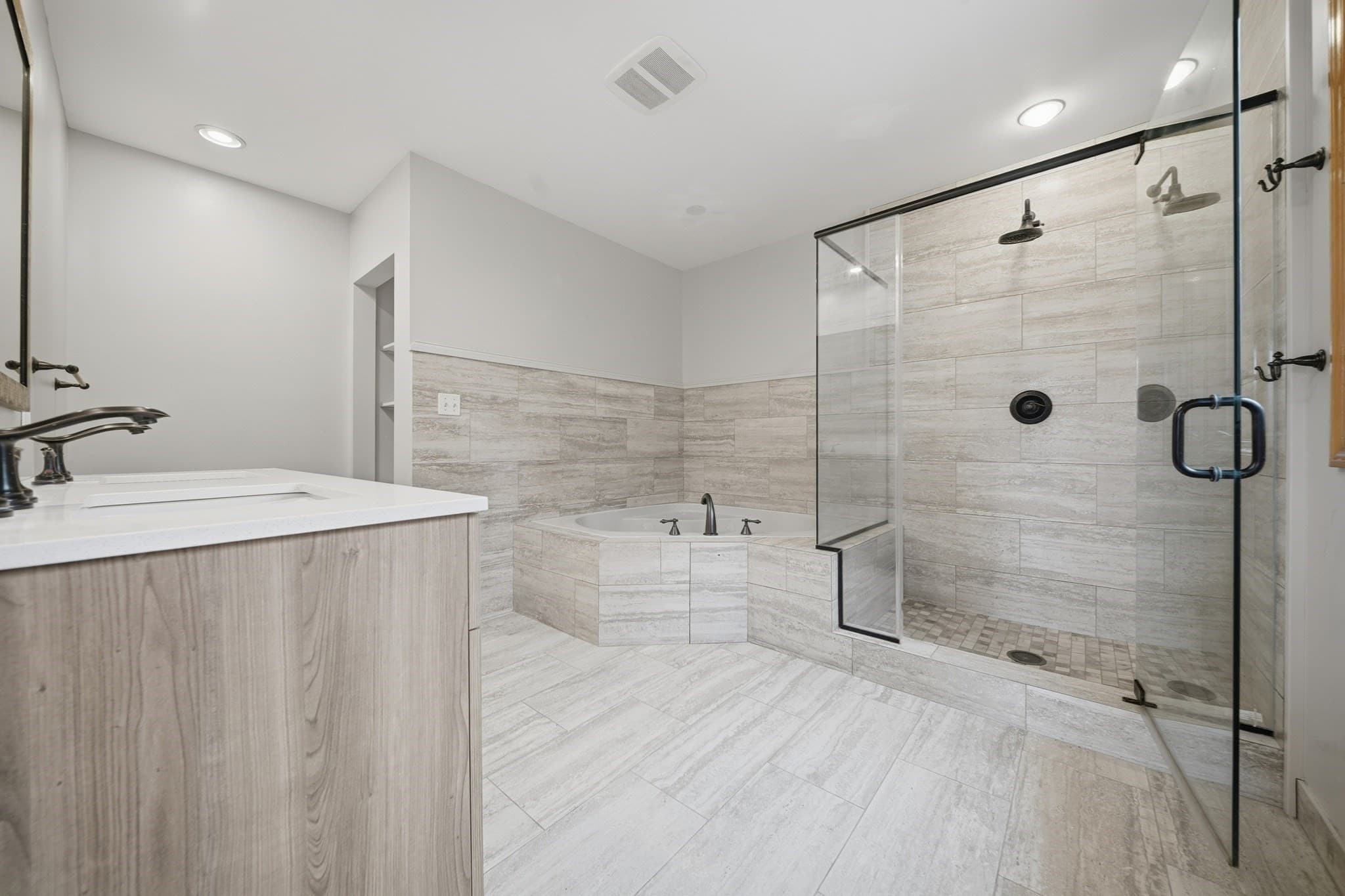 Single Family Residence at 9 Myopia Rd, Stoneham MA 02180, Stoneham, photo 21 of 39