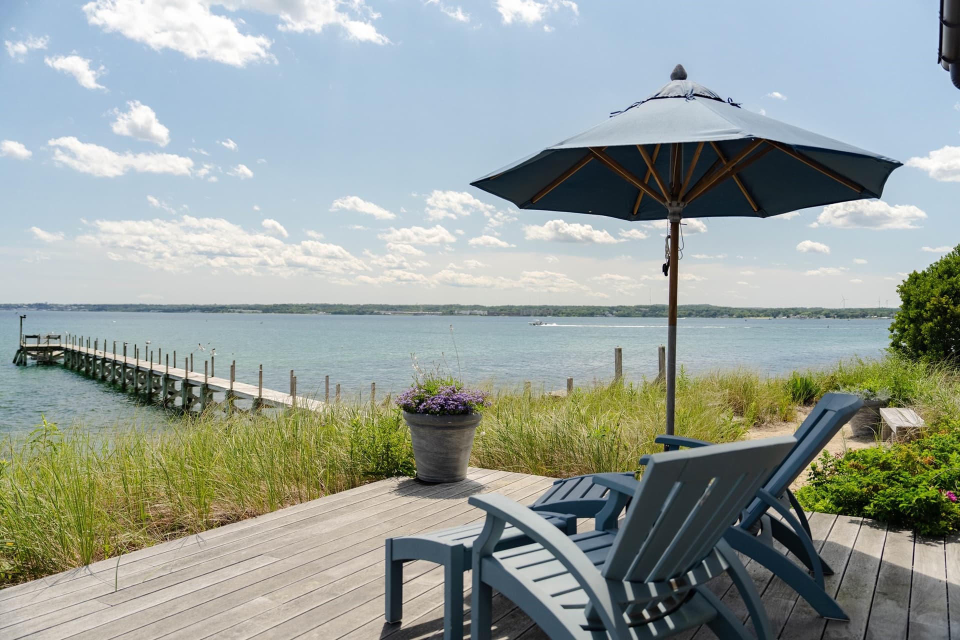 Single Family Residence at 341 Standish St, Duxbury MA 02332, photo 6 of 37