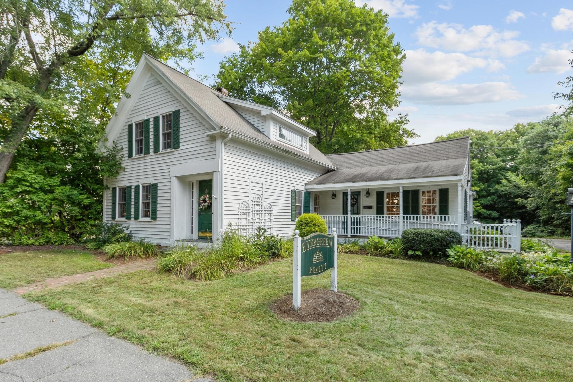235 Worcester Road, Sterling MA 01564