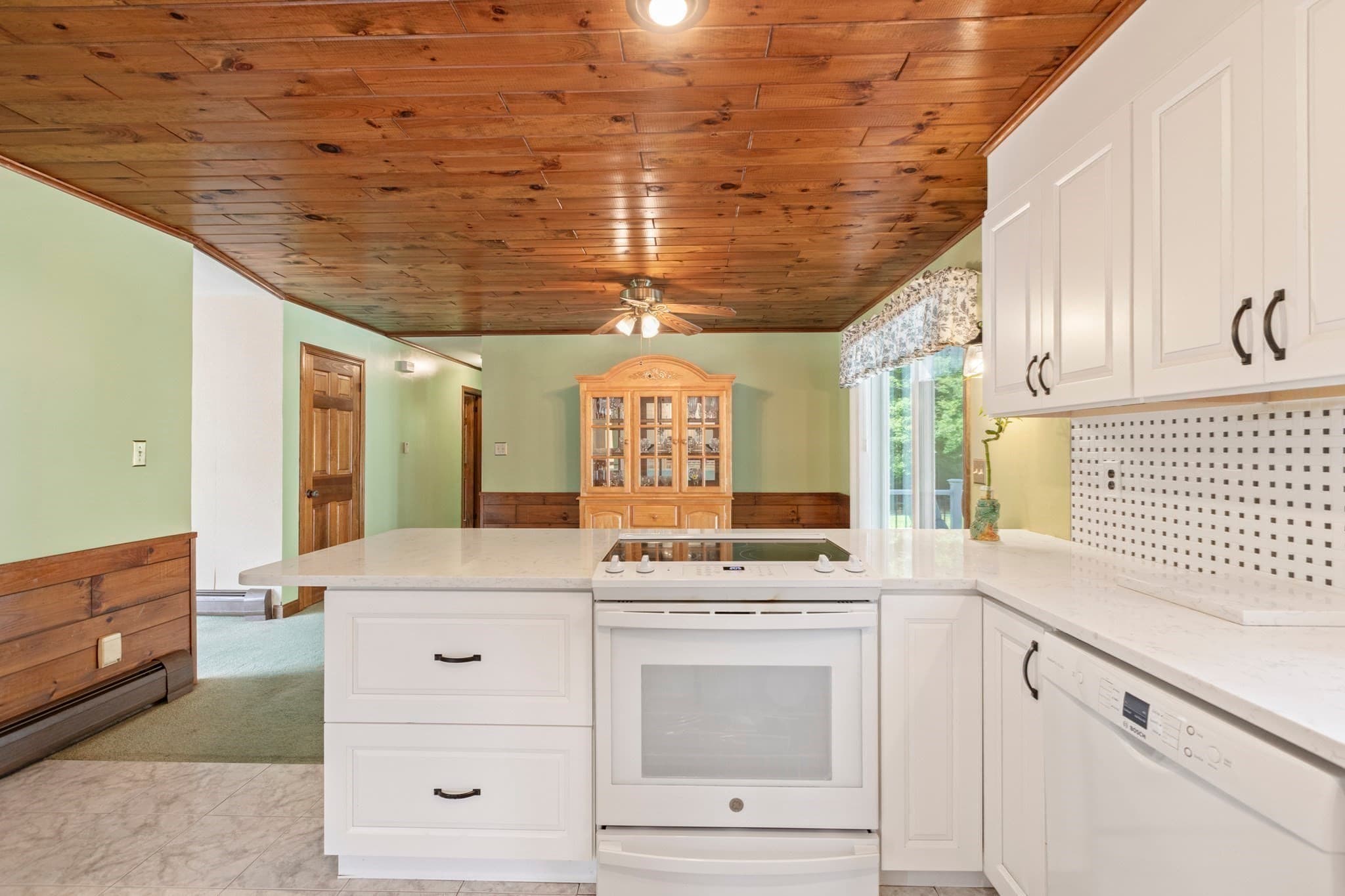 Single Family Residence at 6 Tracey St, Acushnet MA 02743, Acushnet, photo 26 of 39