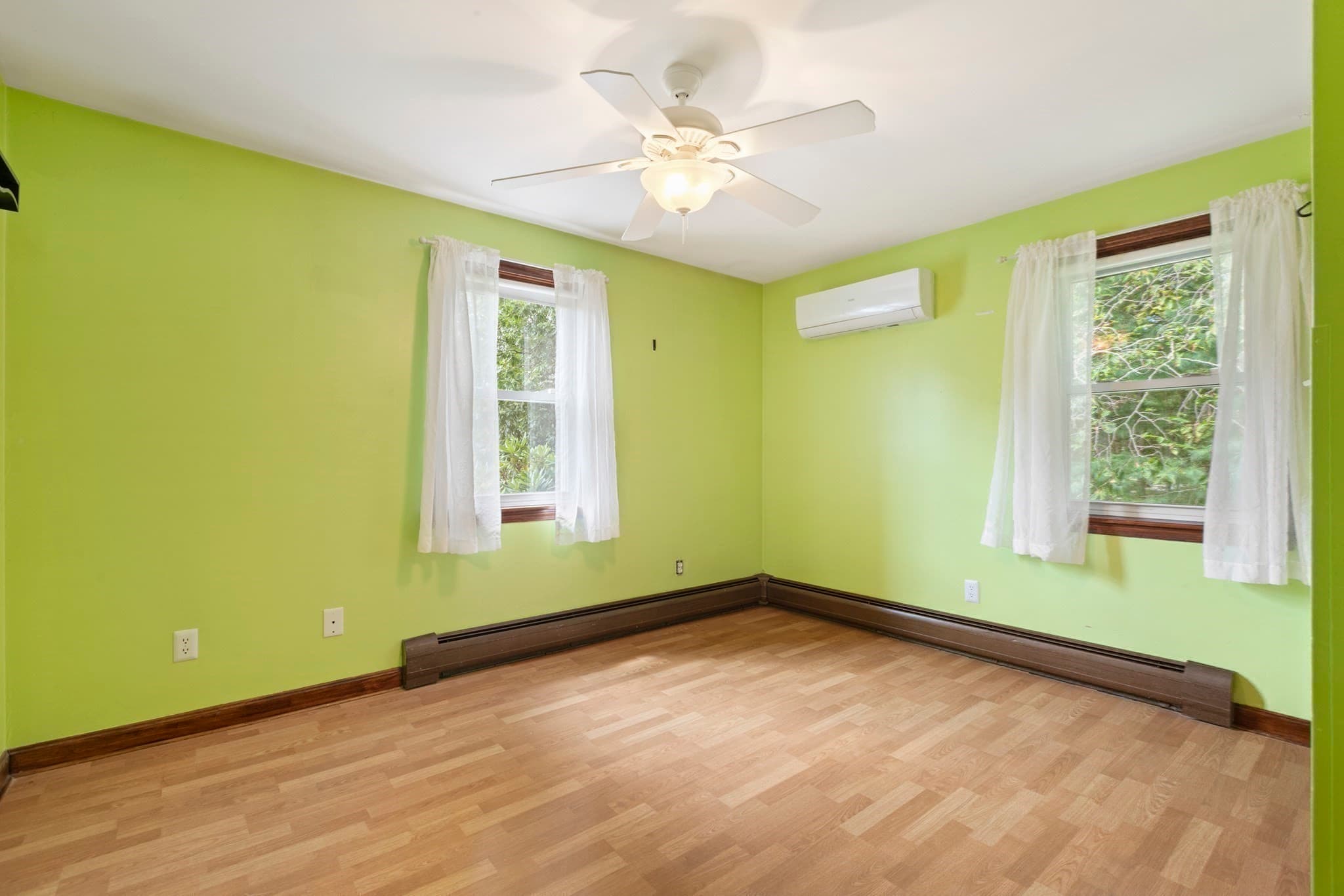 Single Family Residence at 6 Tracey St, Acushnet MA 02743, Acushnet, photo 18 of 39