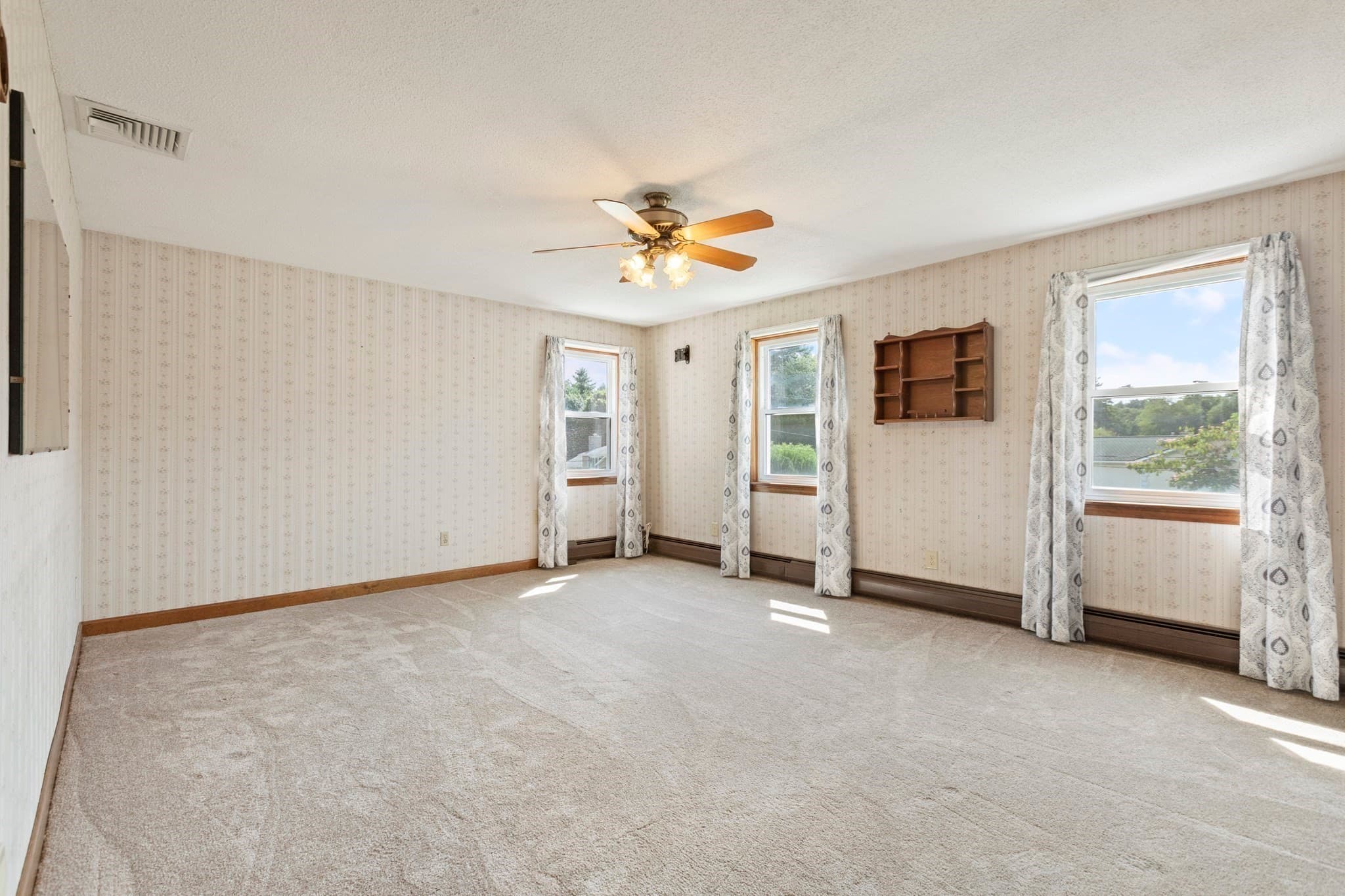 Single Family Residence at 6 Tracey St, Acushnet MA 02743, Acushnet, photo 31 of 39