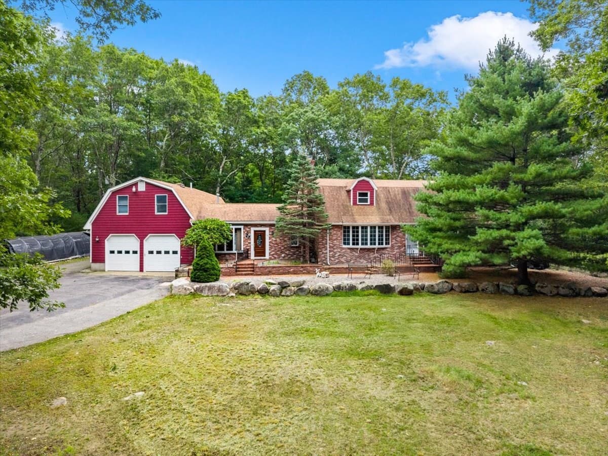 331 Mountain St, Sharon MA 02067