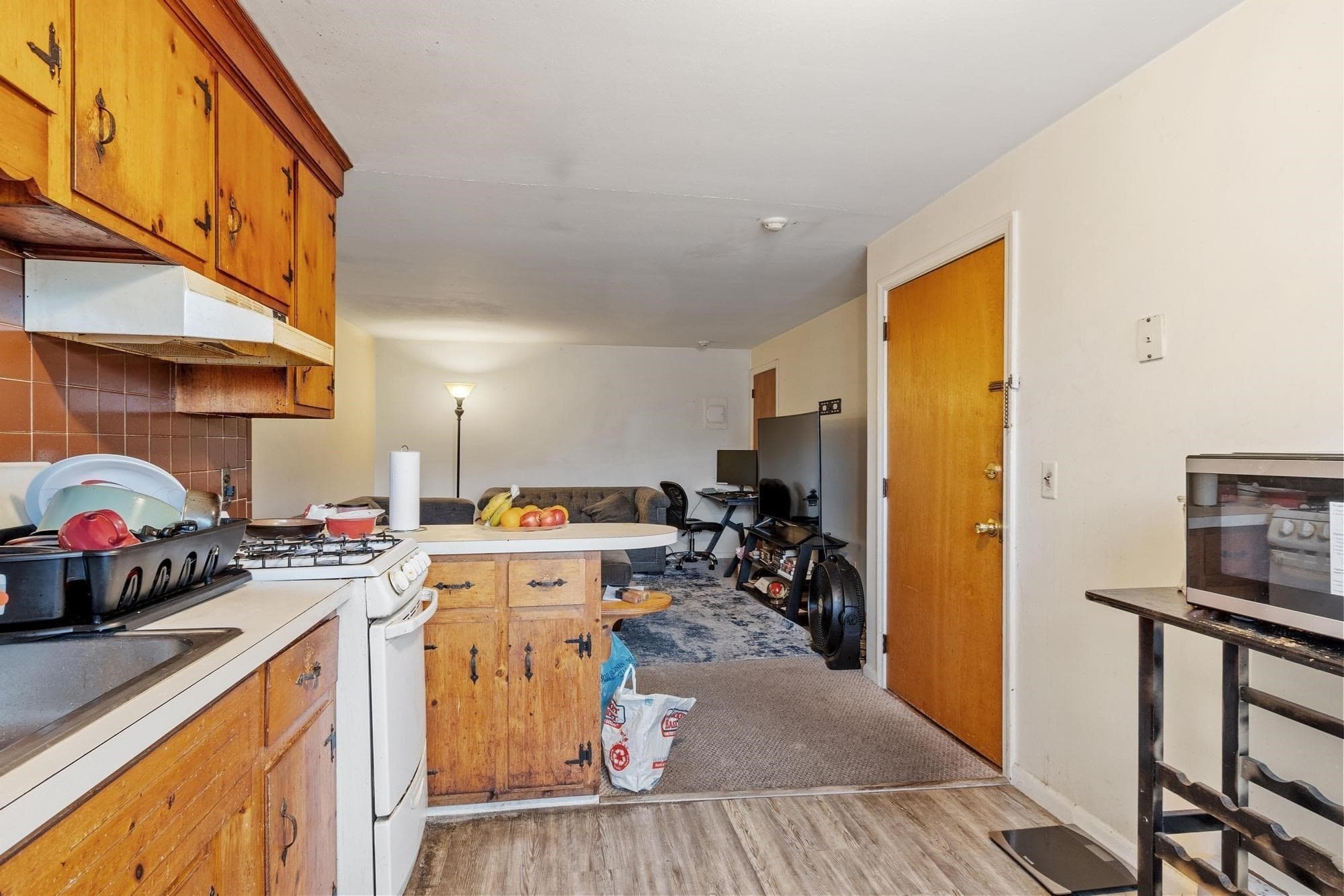 Condominium at 180 Tyngsboro Road # 9C, Chelmsford MA 01863, Chelmsford, photo 6 of 19