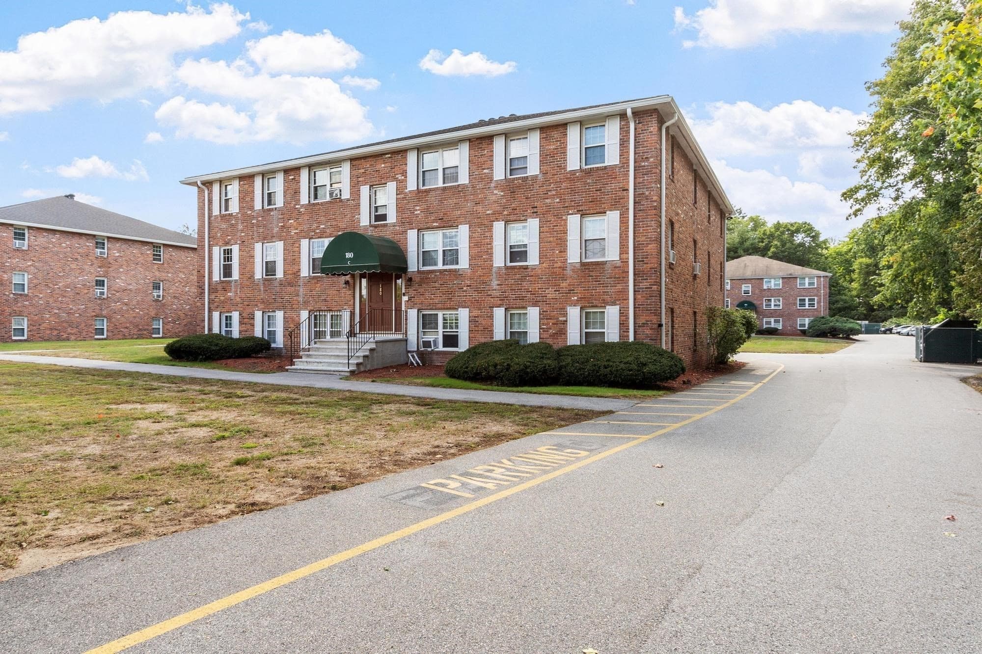 Condominium at 180 Tyngsboro Road # 9C, Chelmsford MA 01863, Chelmsford, photo 16 of 19