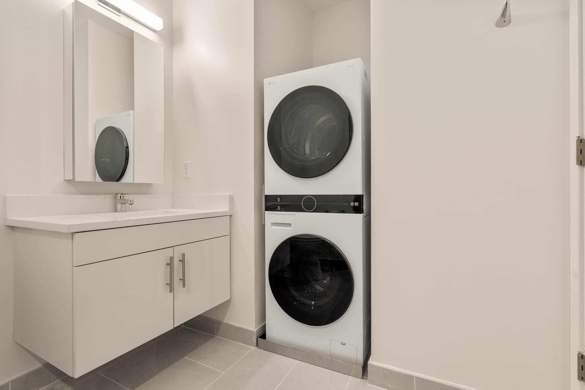 Condominium at 1151 Walnut # 407, Newton MA 02461, Newton, photo 14 of 28