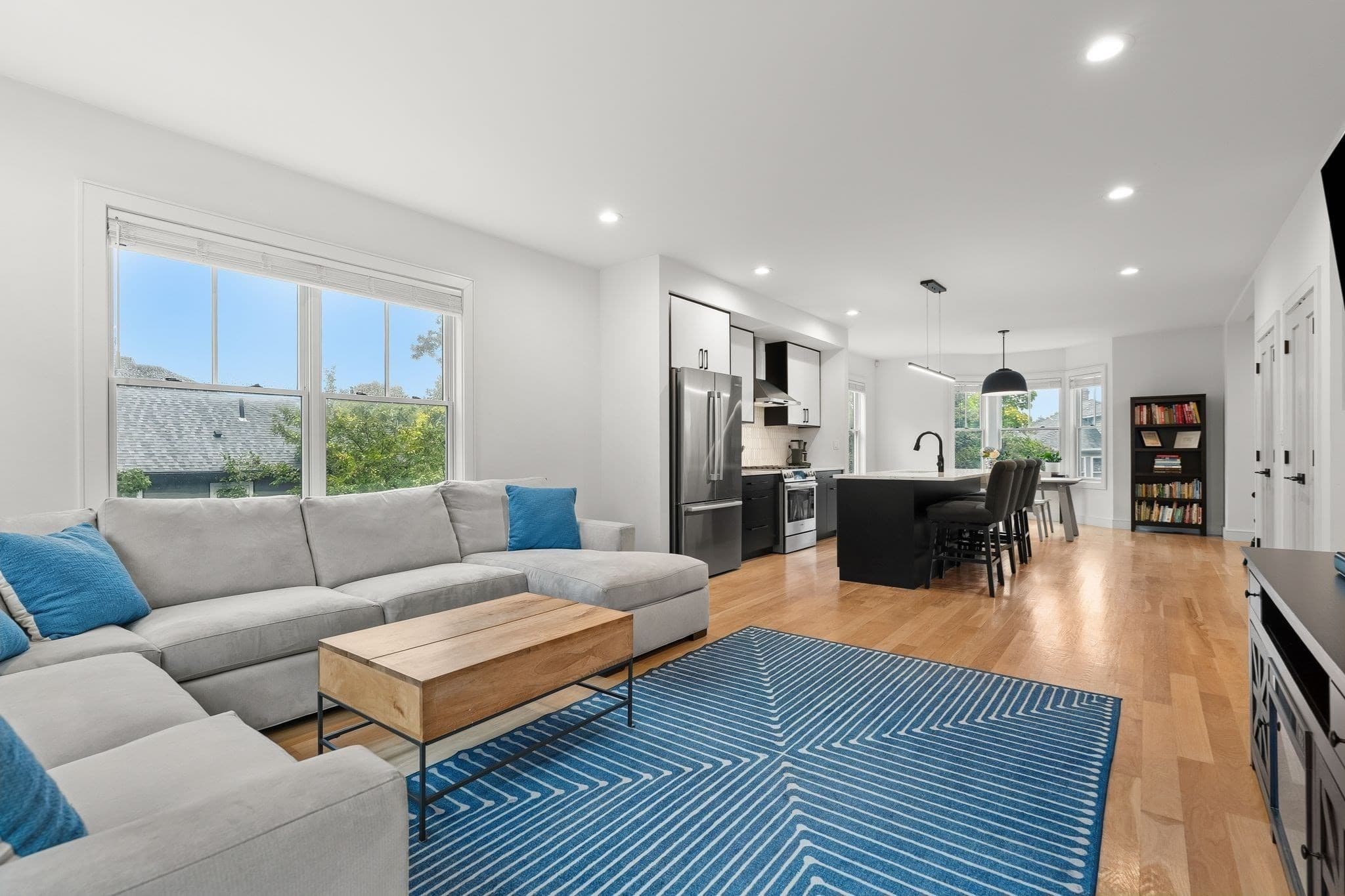 Condominium at 1 Prospect Ave # 2, Boston MA 02131, Boston, photo 3 of 41