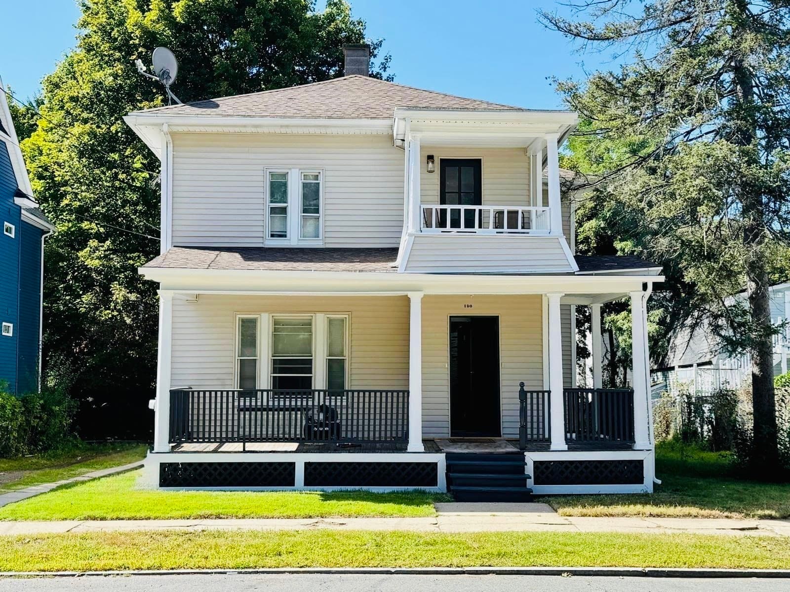 130 Myrtle St, Springfield MA 01151