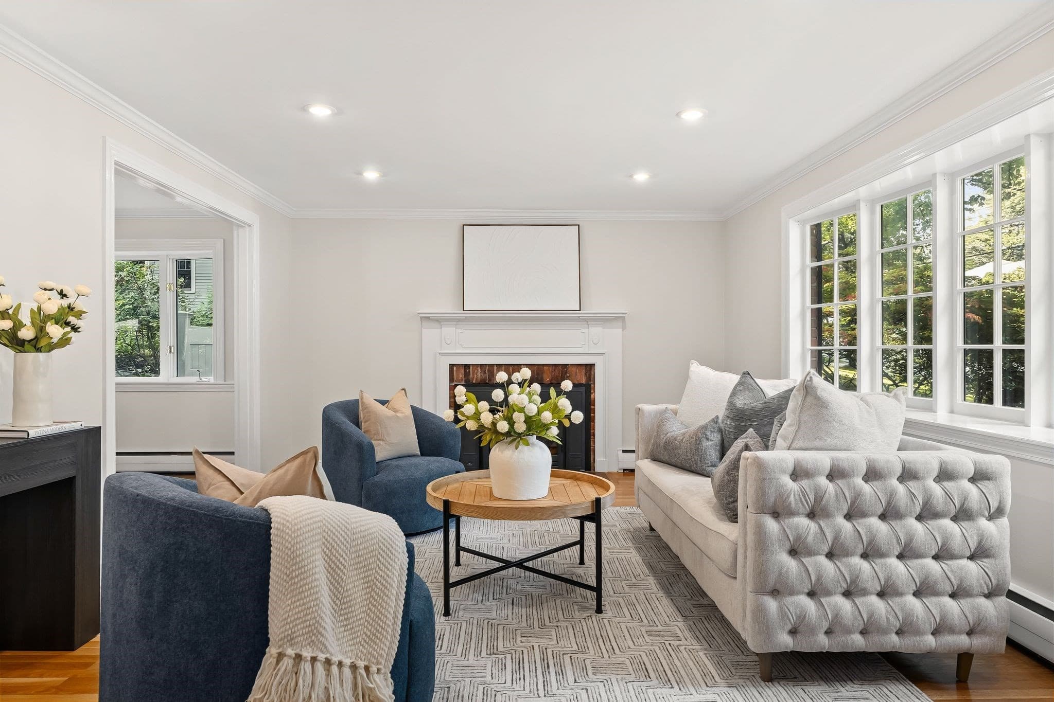 Single Family Residence at 26 Mayflower Road, Winchester MA 01890, Winchester, photo 5 of 42
