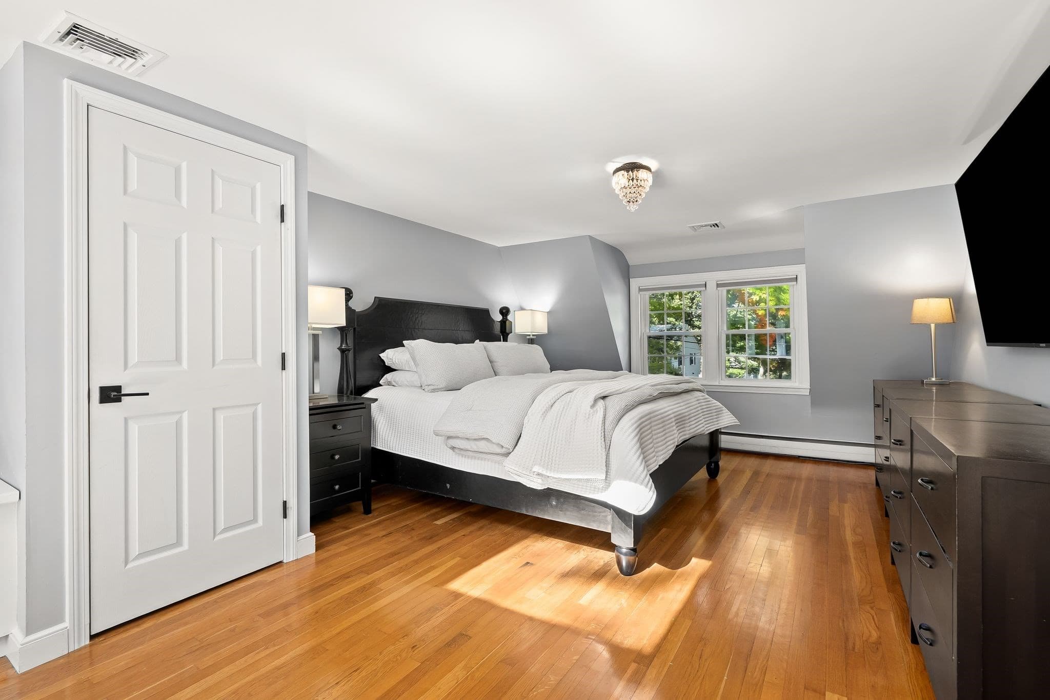 Single Family Residence at 26 Mayflower Road, Winchester MA 01890, Winchester, photo 19 of 42