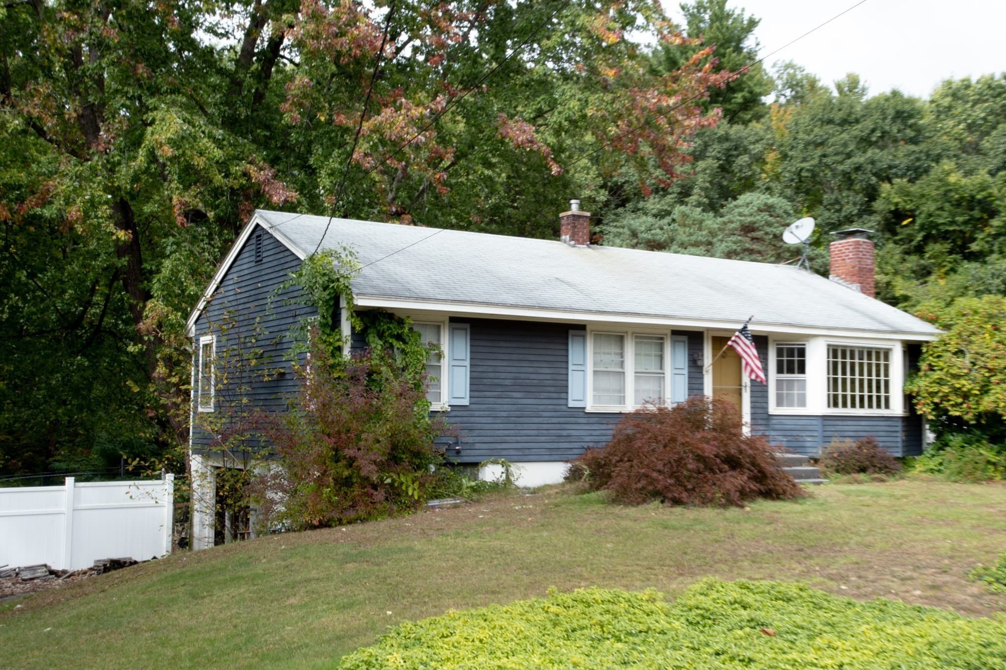 Single Family Residence at 1093 Wachusett St, Holden MA 01520, Holden, photo 2 of 21