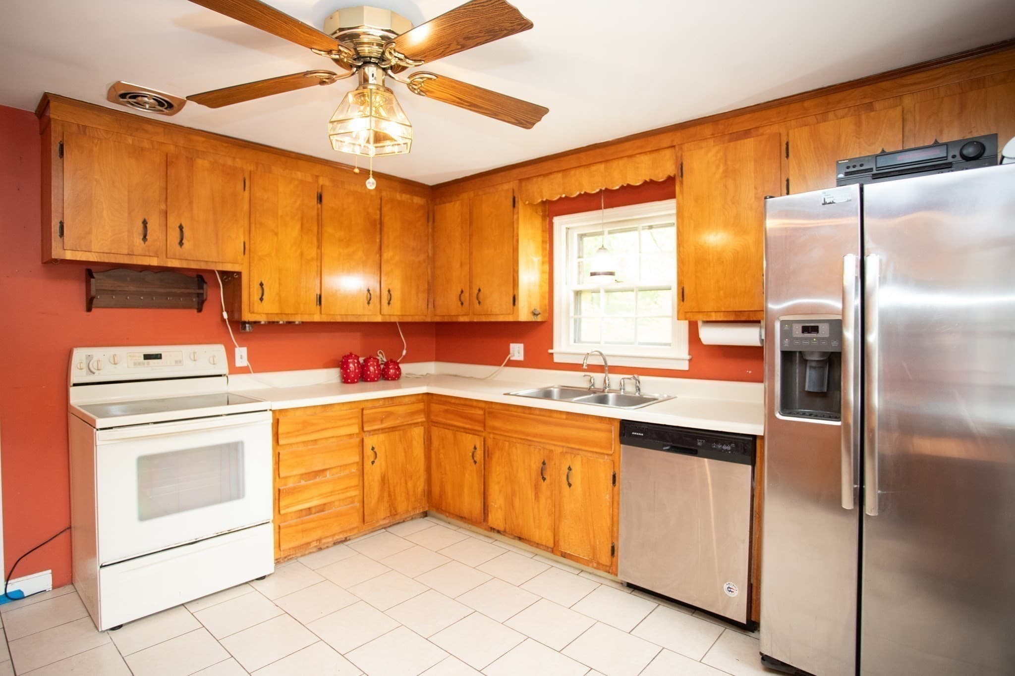 Single Family Residence at 1093 Wachusett St, Holden MA 01520, Holden, photo 12 of 21