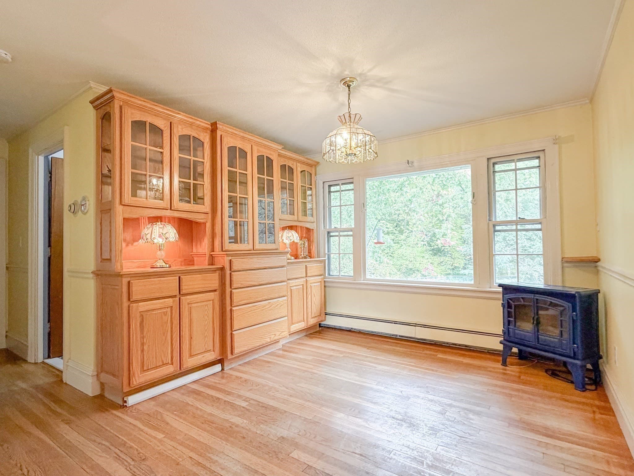 Single Family Residence at 1093 Wachusett St, Holden MA 01520, Holden, photo 9 of 21
