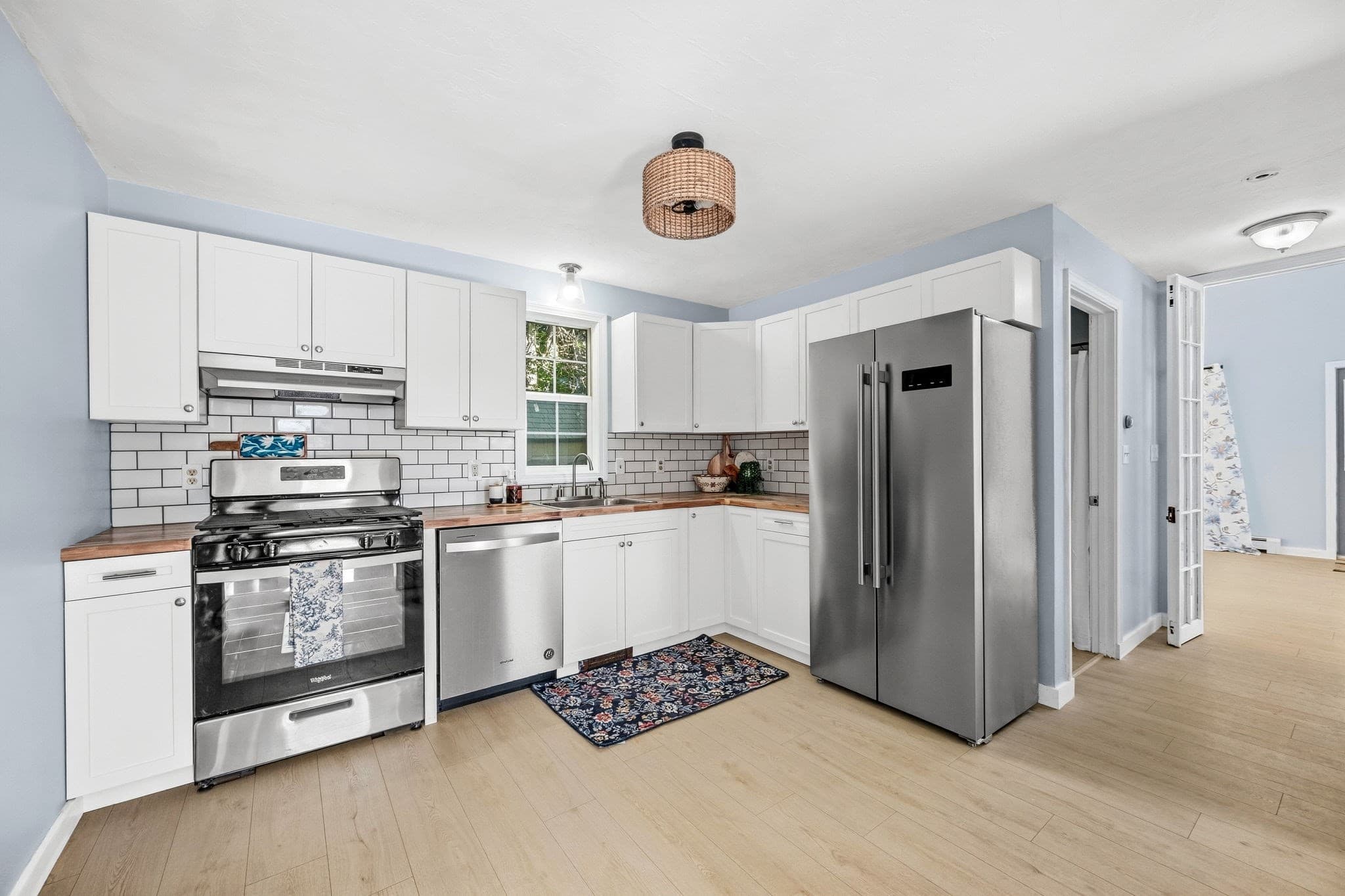 Single Family Residence at 27 Abington Ave, Plymouth MA 02360, Plymouth, photo 11 of 30