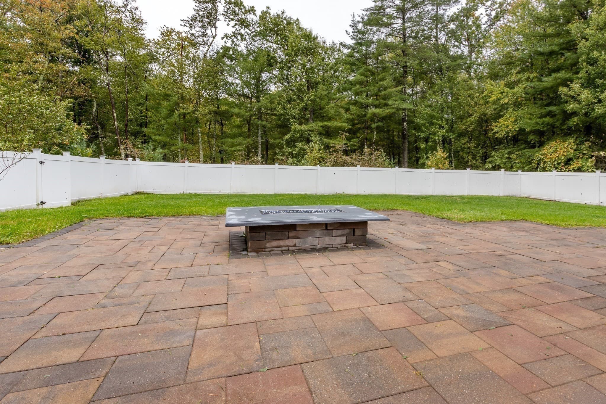 Single Family Residence at 486 South St, Holbrook MA 02343, Holbrook, photo 27 of 28