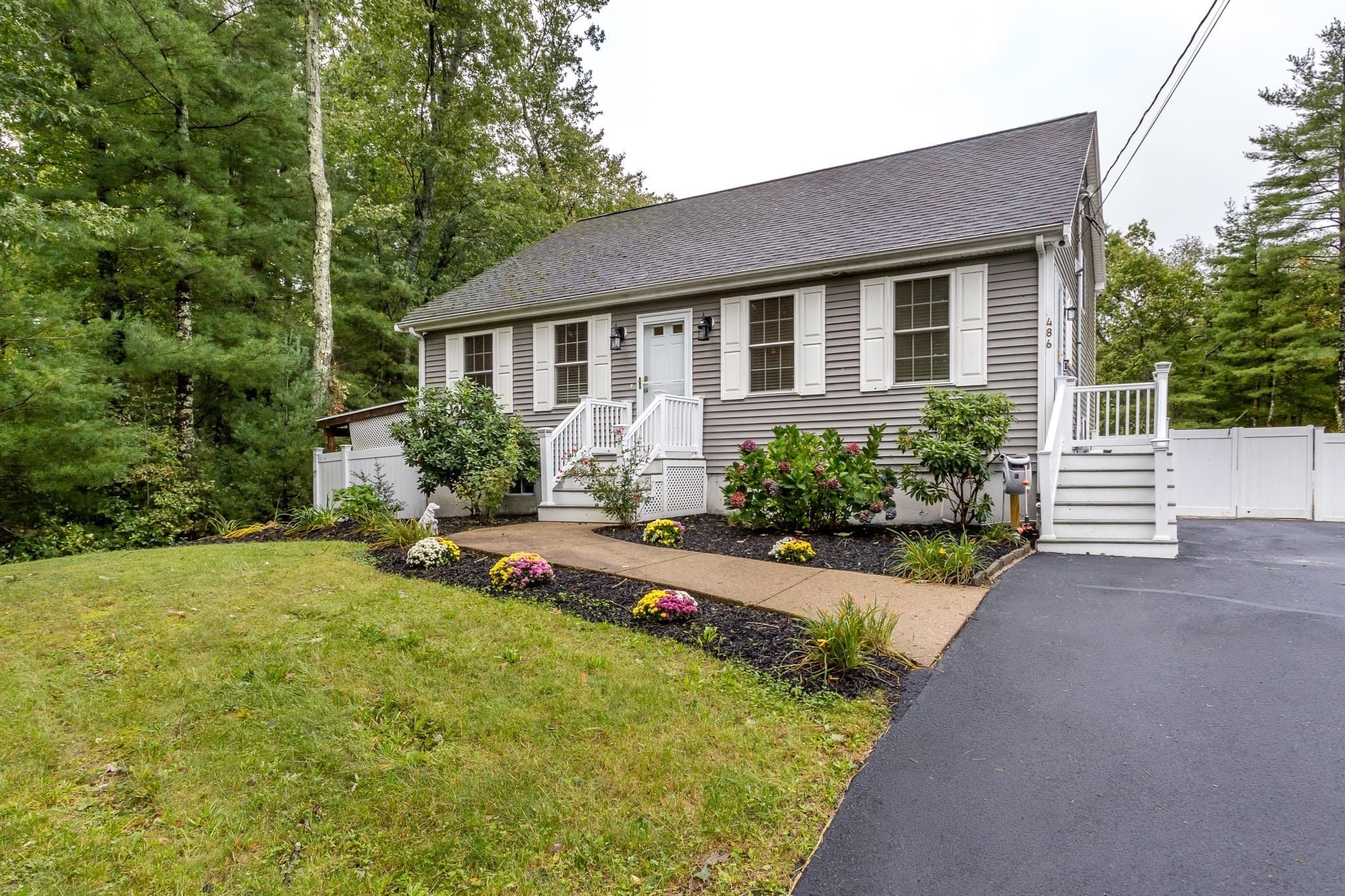 486 South St, Holbrook MA 02343