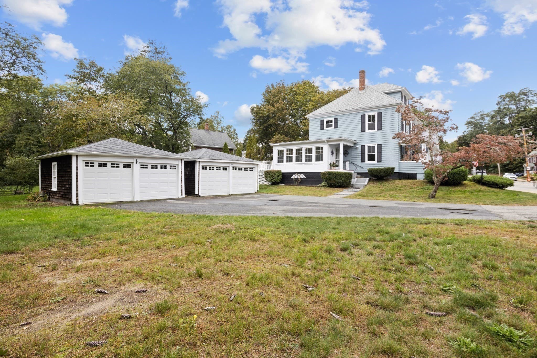 Single Family Residence at 18 Standish Ave, Plymouth MA 02360, Plymouth, photo 2 of 39