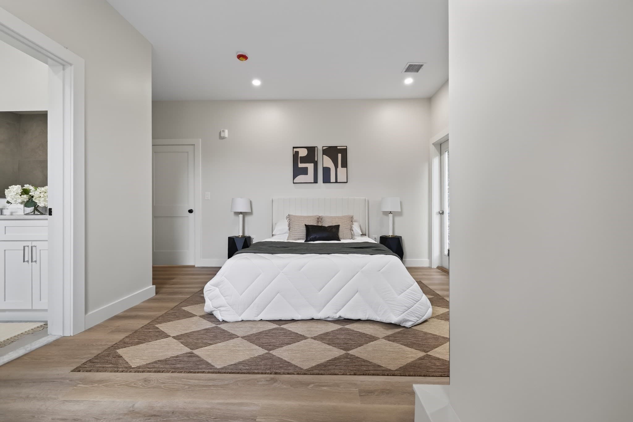 Condominium at 2 Readfield Place, Boston MA 02119, Boston, photo 7 of 9