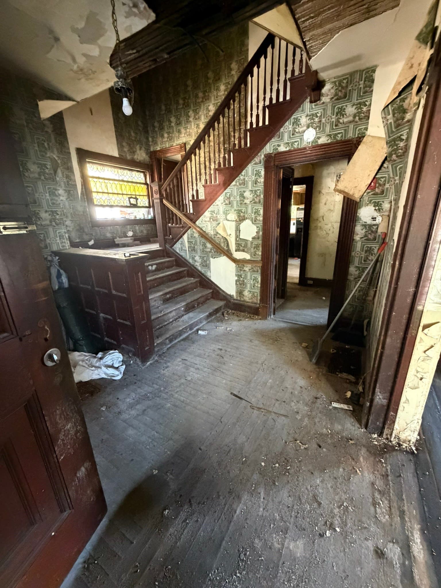 Single Family Residence at 34 Rosedale St, Boston MA 02124, Boston, photo 4 of 13