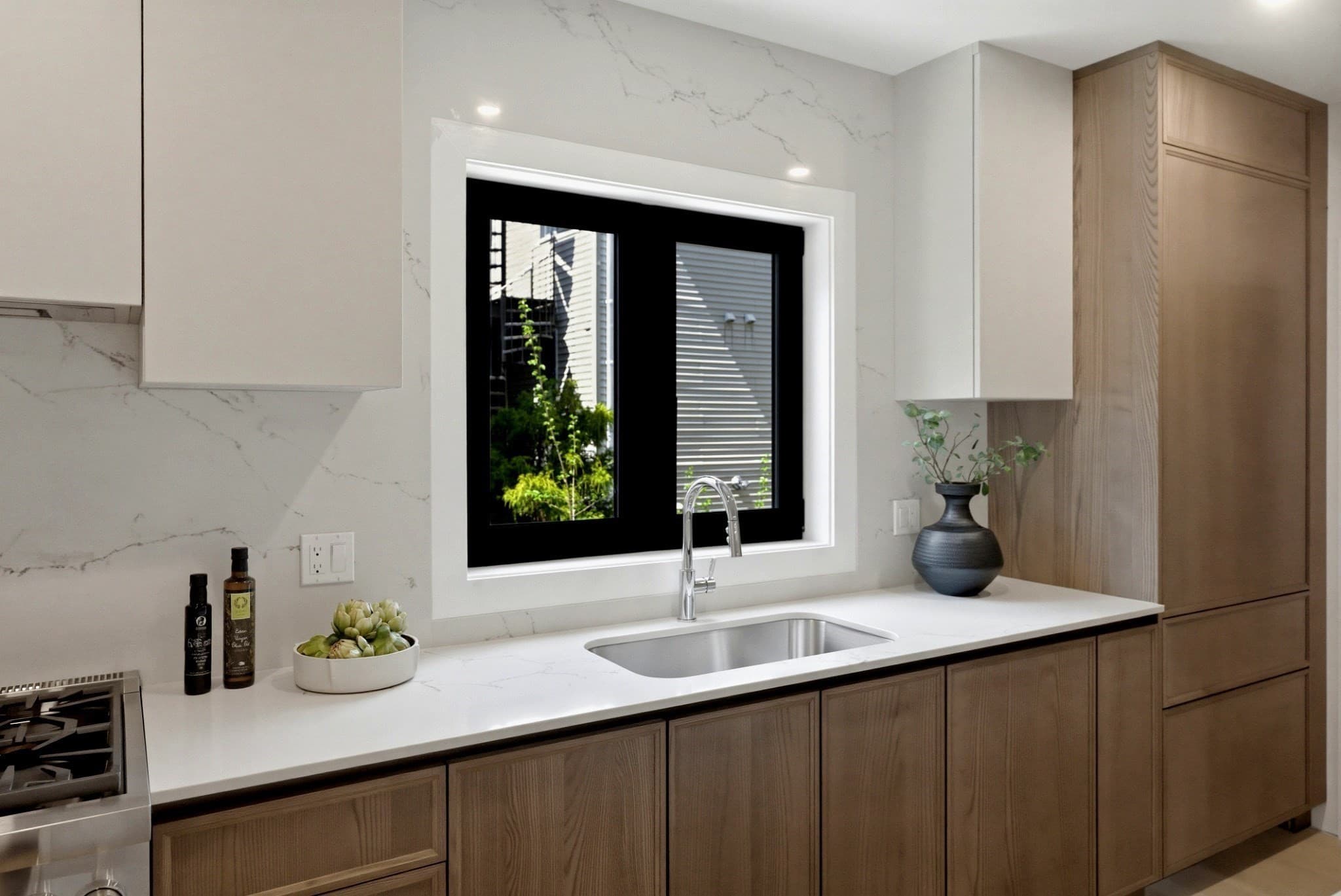 Condominium at 209 Tudor Street # 3, Boston MA 02127, Boston, photo 9 of 24