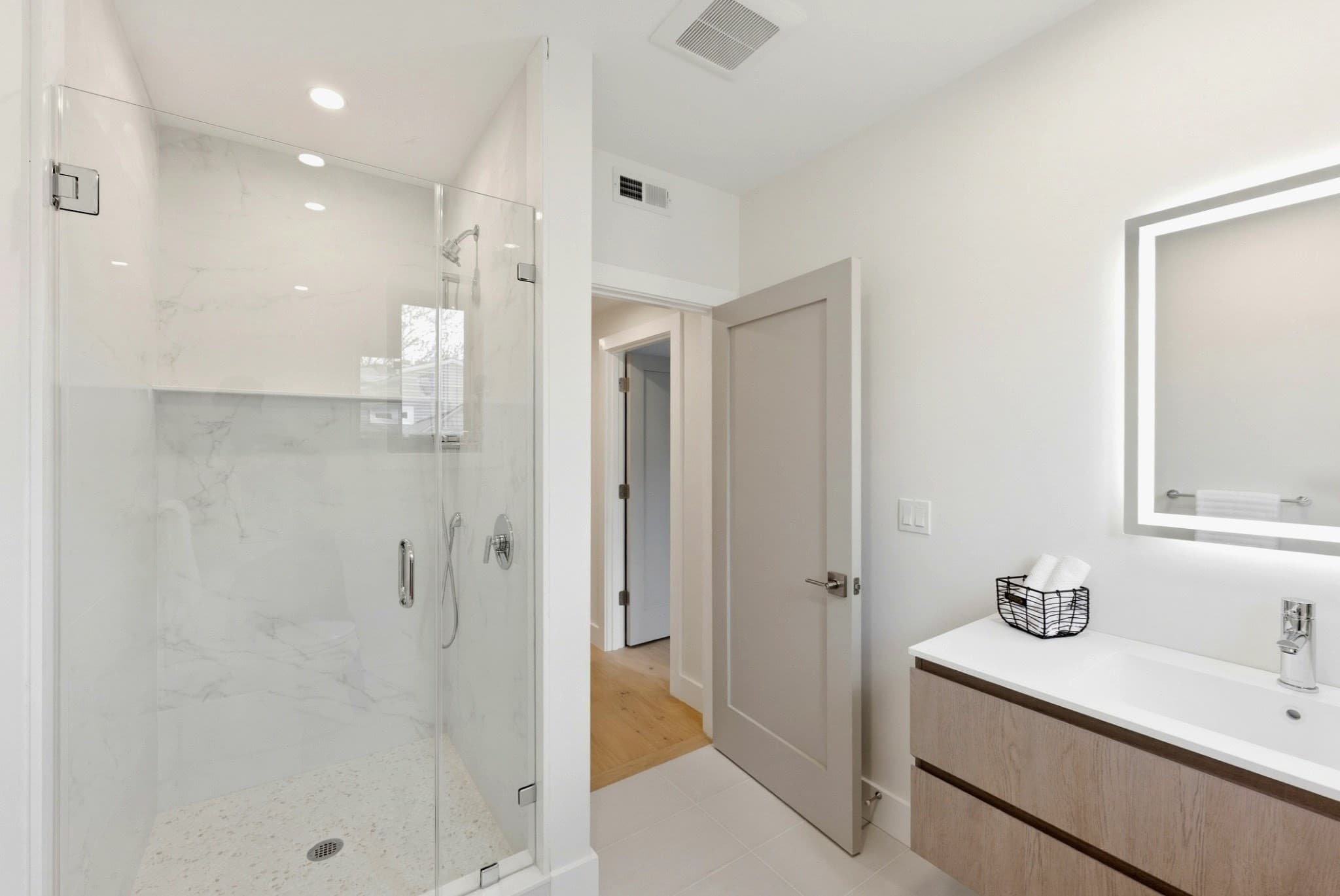 Condominium at 209 Tudor Street # 3, Boston MA 02127, Boston, photo 21 of 24
