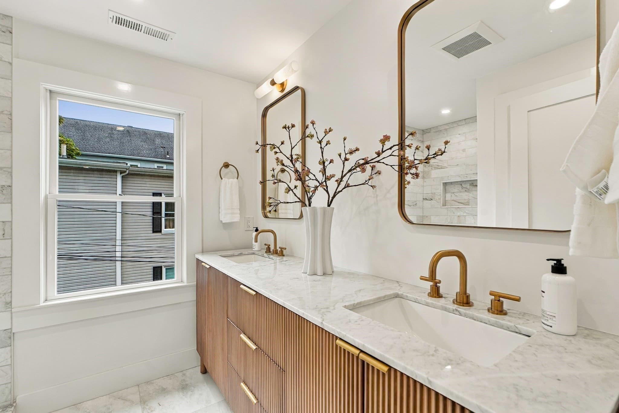 Single Family Residence at 641 Chestnut Hill Avenue, Brookline MA 02445, Brookline, photo 17 of 33