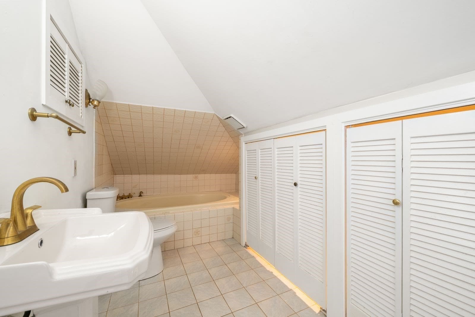 Condominium at 47 Harvard Street # C402, Boston MA 02129, Boston, photo 14 of 19