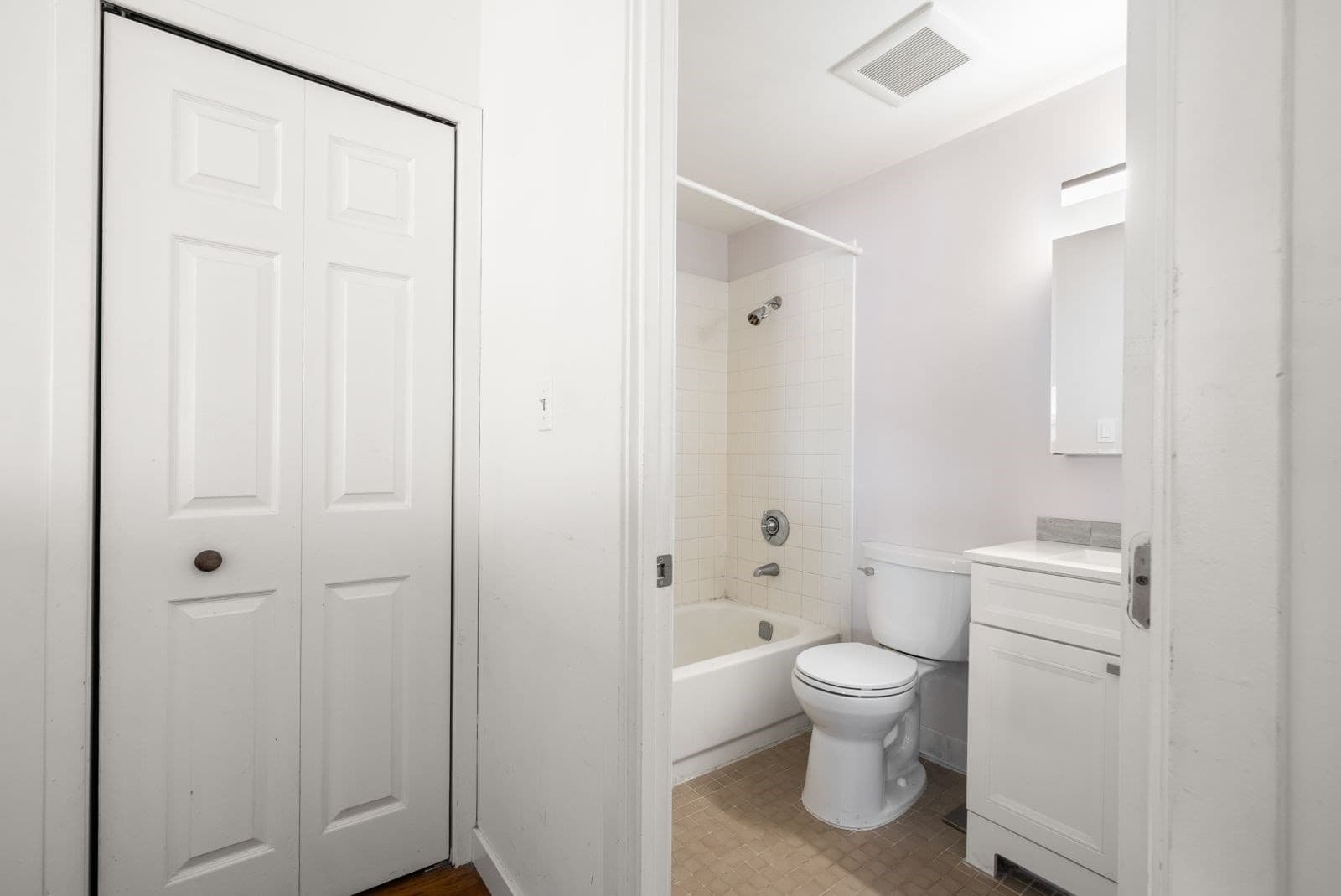 Condominium at 47 Harvard Street # C402, Boston MA 02129, Boston, photo 8 of 19