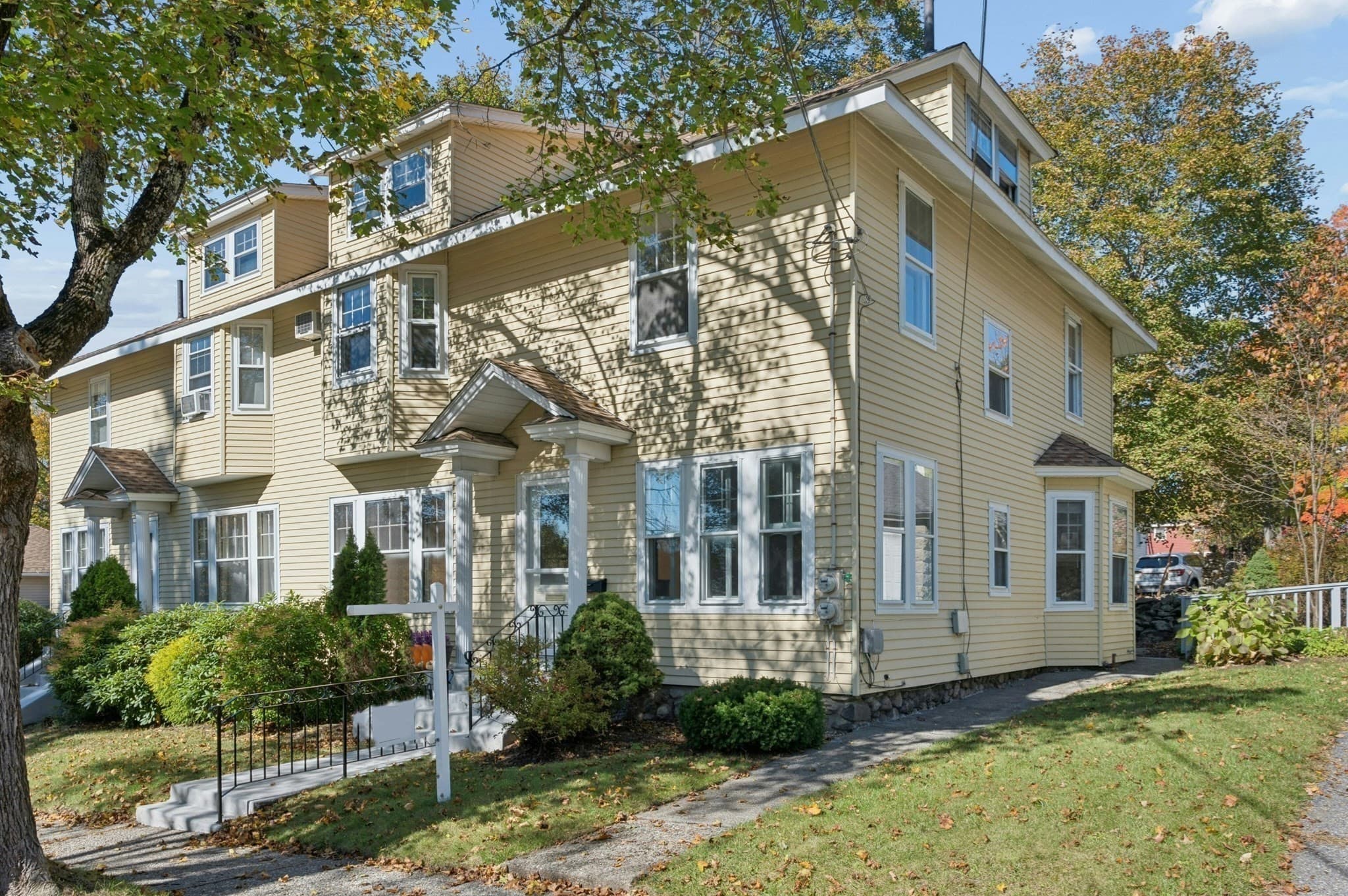 Condominium at 27 Pomona Road # 27, Worcester MA 01602, photo 3 of 42