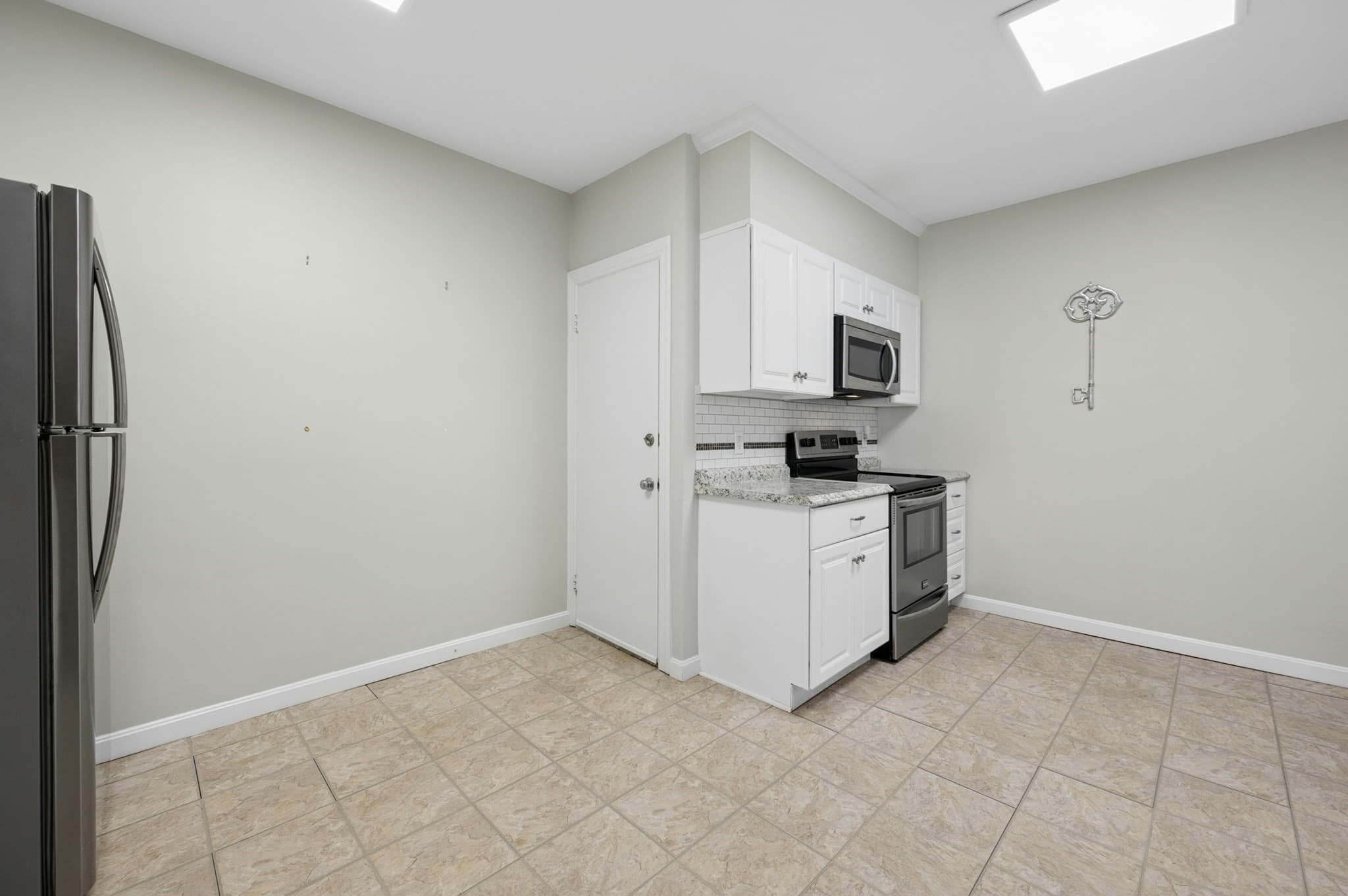 Condominium at 27 Pomona Road # 27, Worcester MA 01602, photo 21 of 42