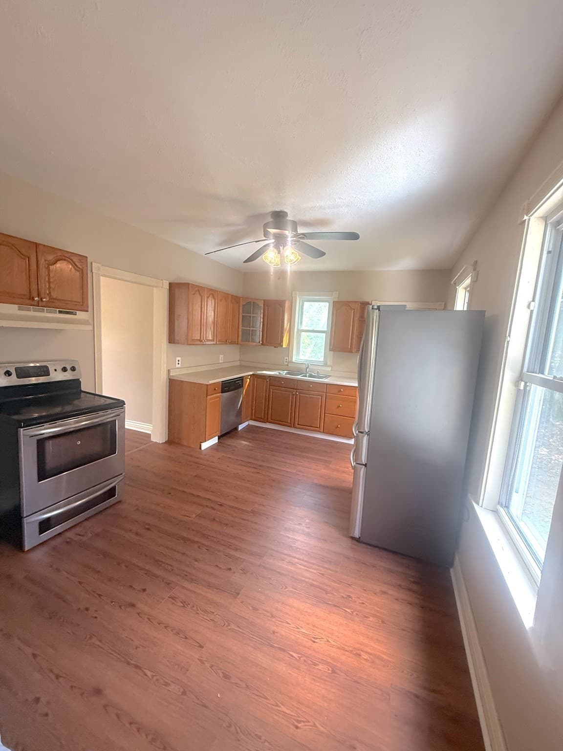 Single Family Residence at 81 Walnut St, West Bridgewater MA 02379, West Bridgewater, photo 6 of 16