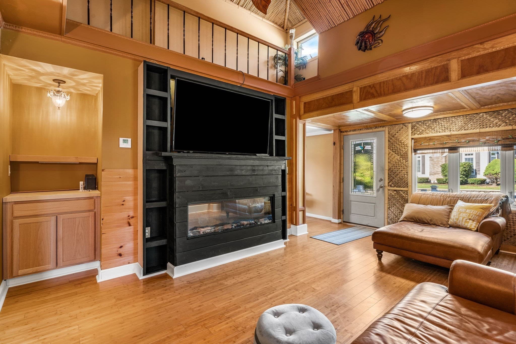 Single Family Residence at 91 Currier St, Methuen MA 01844, Methuen, photo 6 of 40