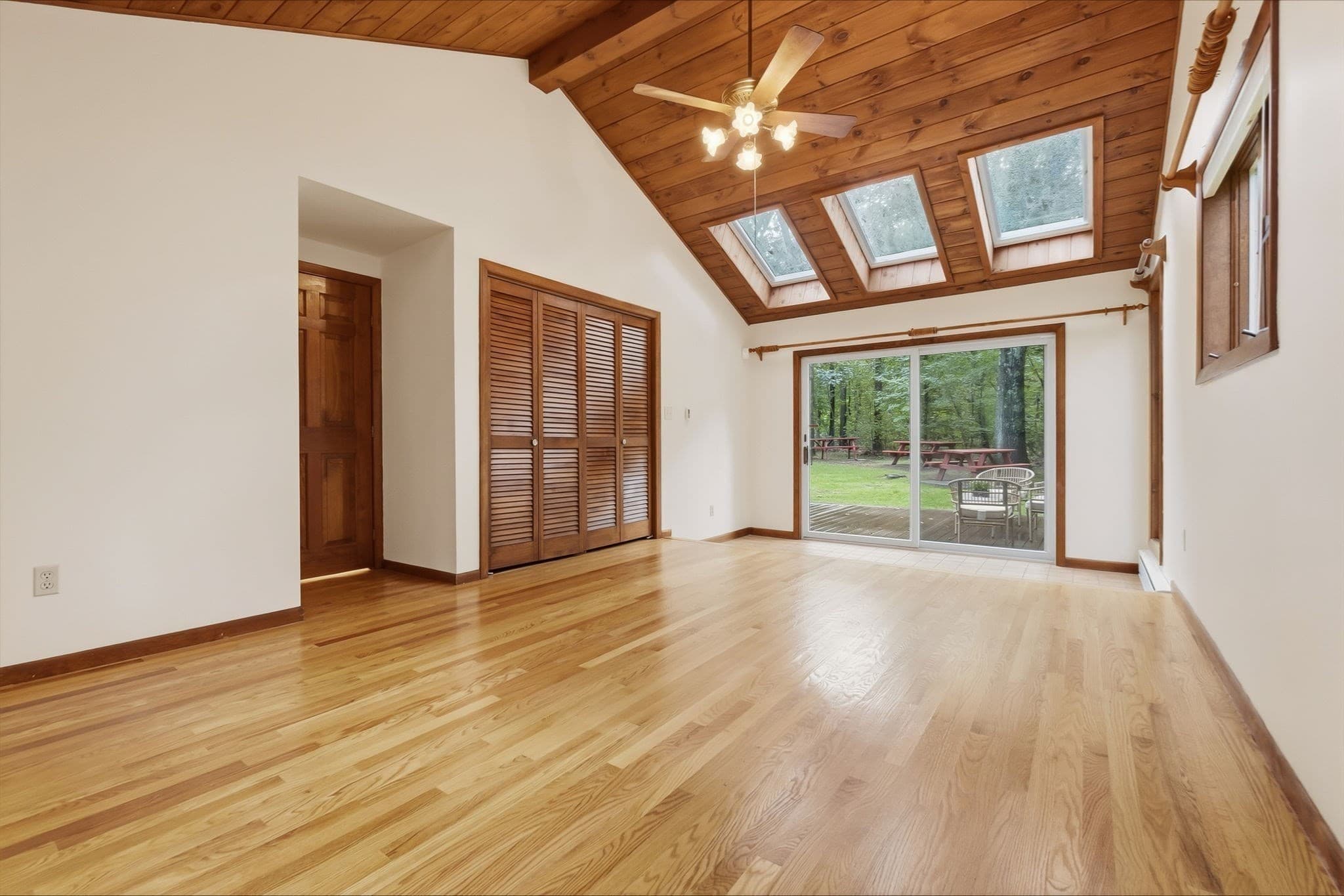Single Family Residence at 6 Bruce Road, Danvers MA 01923, Danvers, photo 16 of 41